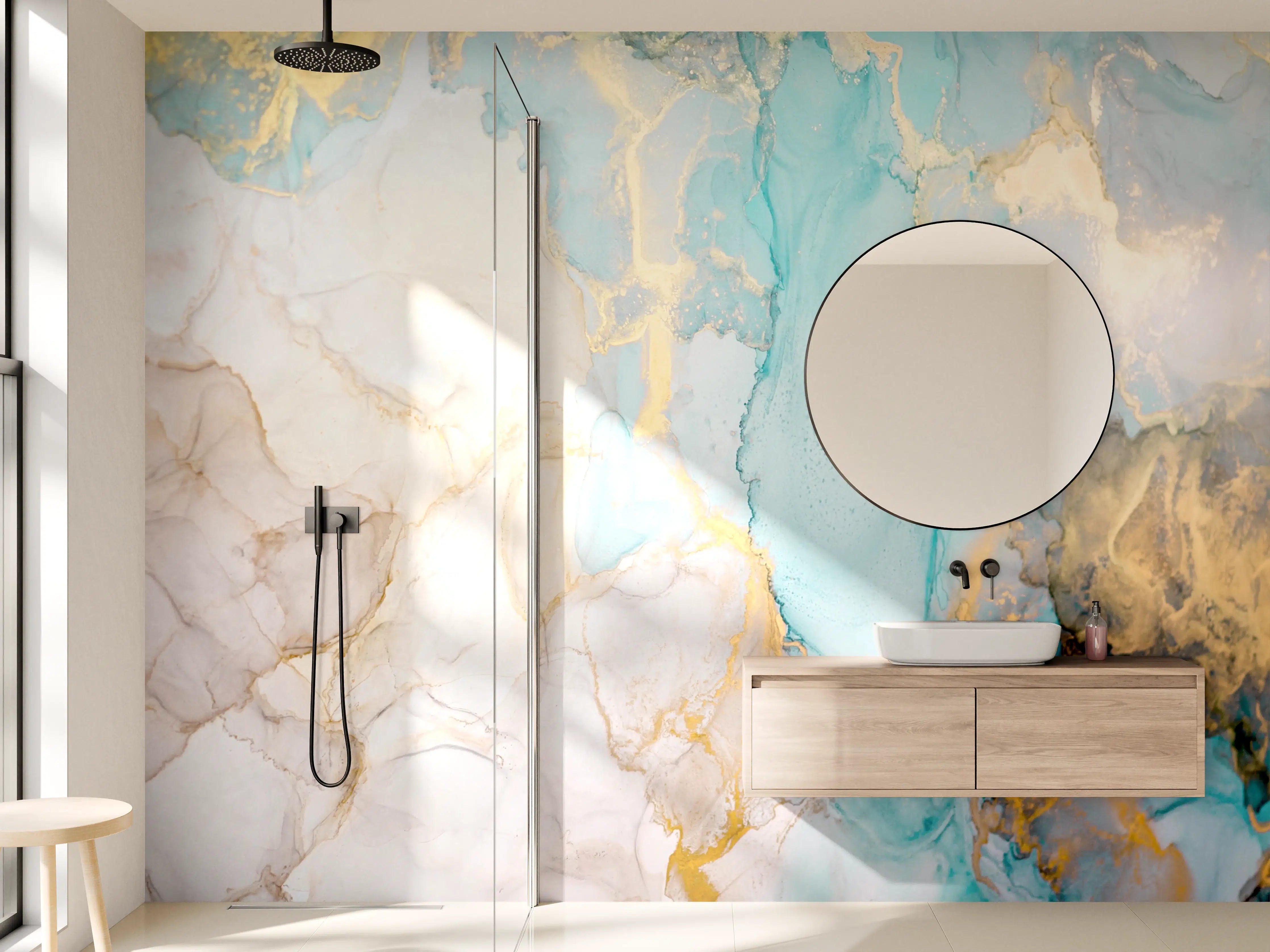 Wandverkleidung Bad - Grauer Marmor Goldakzente