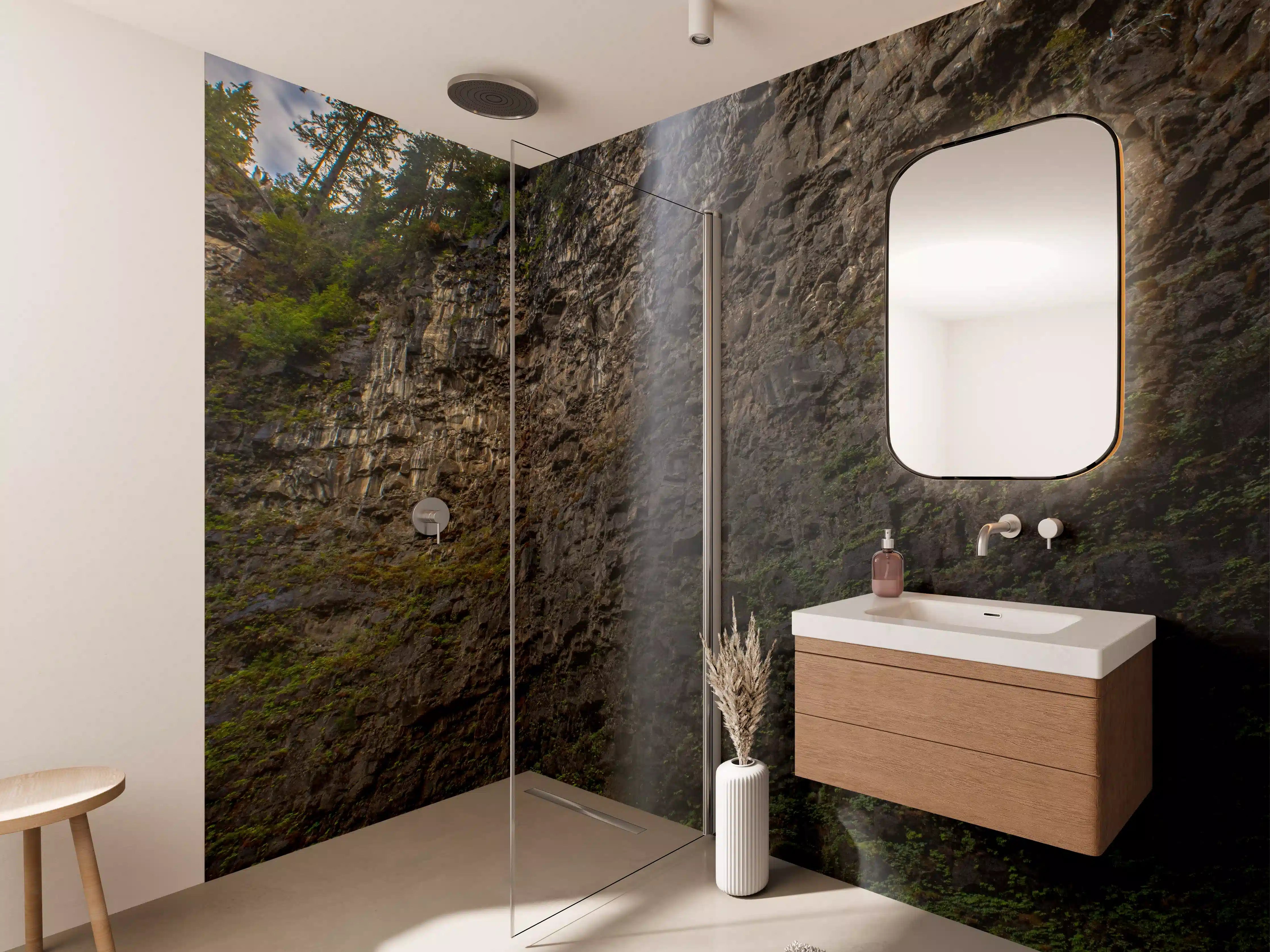 Wandverkleidung Bad - Grauer Wasserfall in natürlicher Pracht