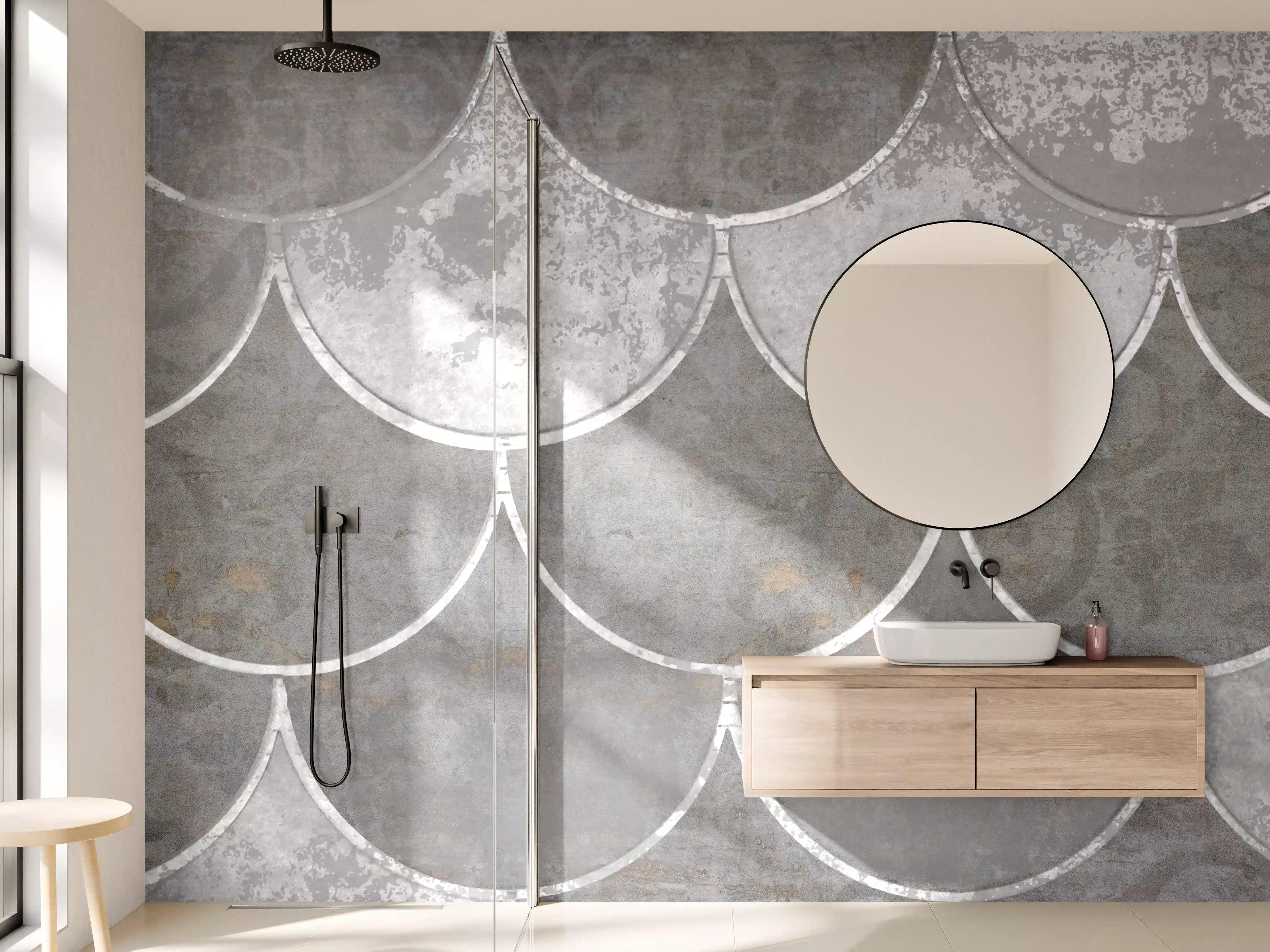 Wandverkleidung Bad - Graues Schuppenmuster mit metallic Glanz