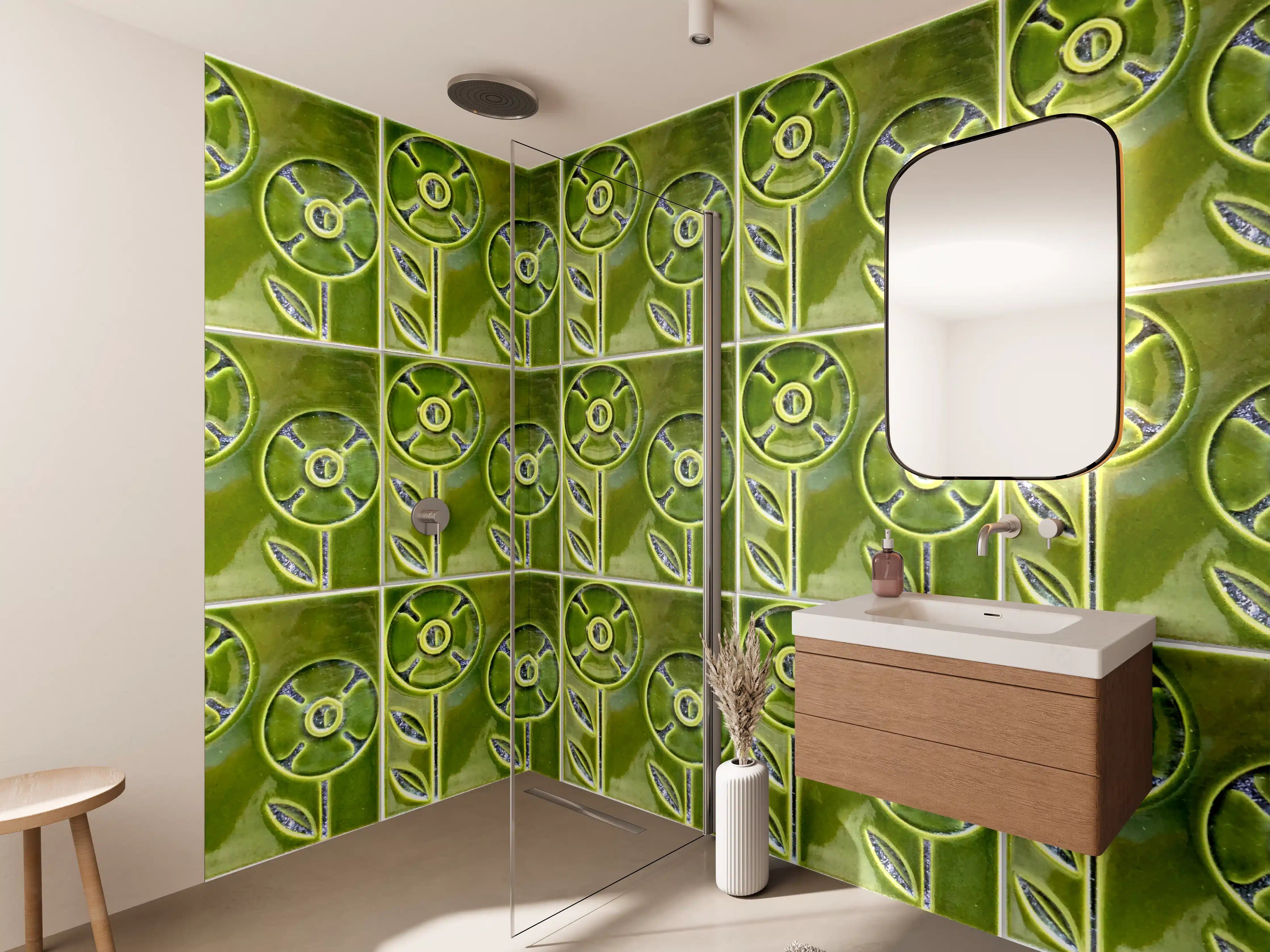 Wandverkleidung Bad - Grüne, blumenartige Fliesen im Muster