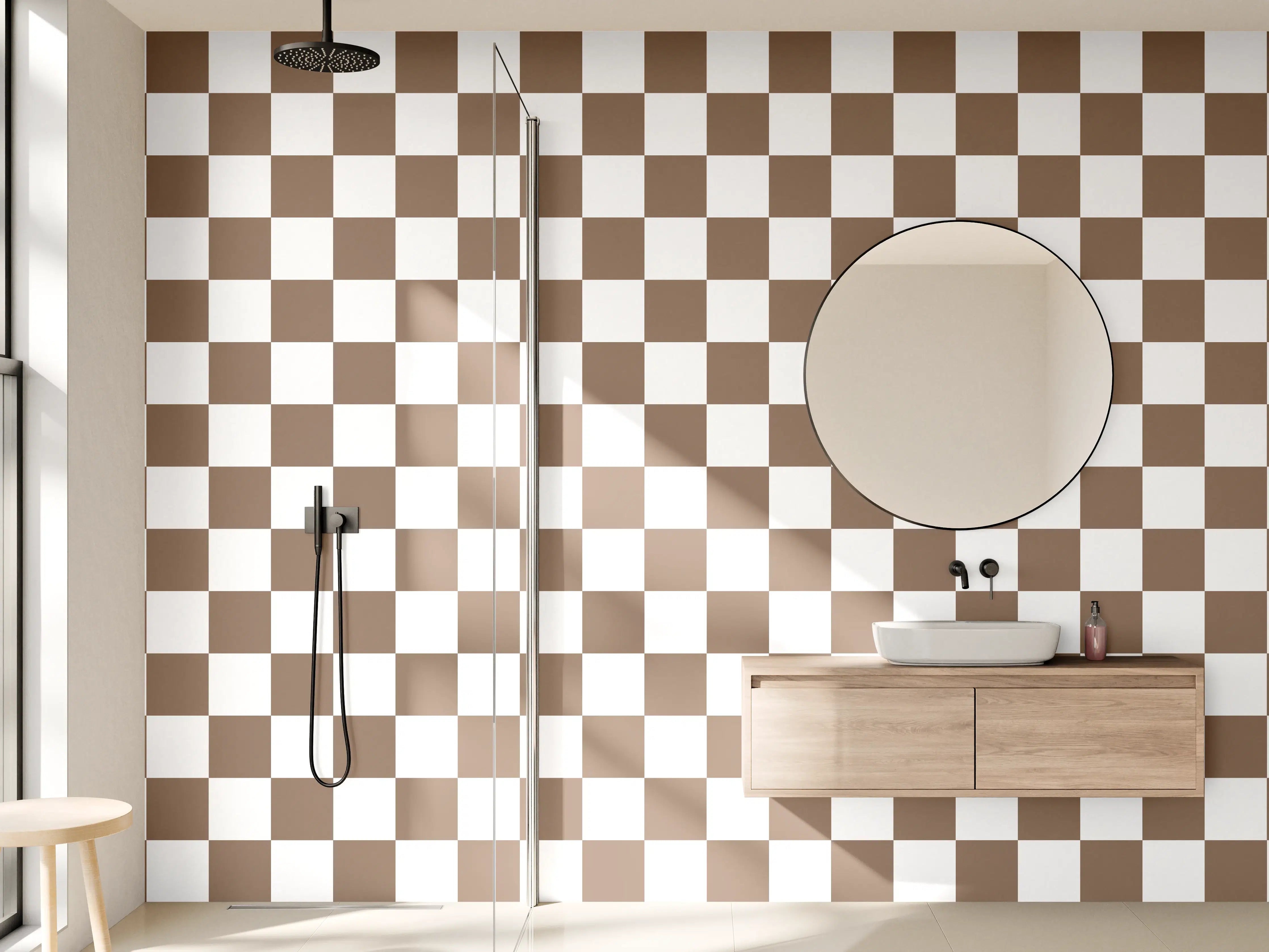 Wandverkleidung Bad - Helle, geometrische Fliesenmuster in Braun- und Beigetönen