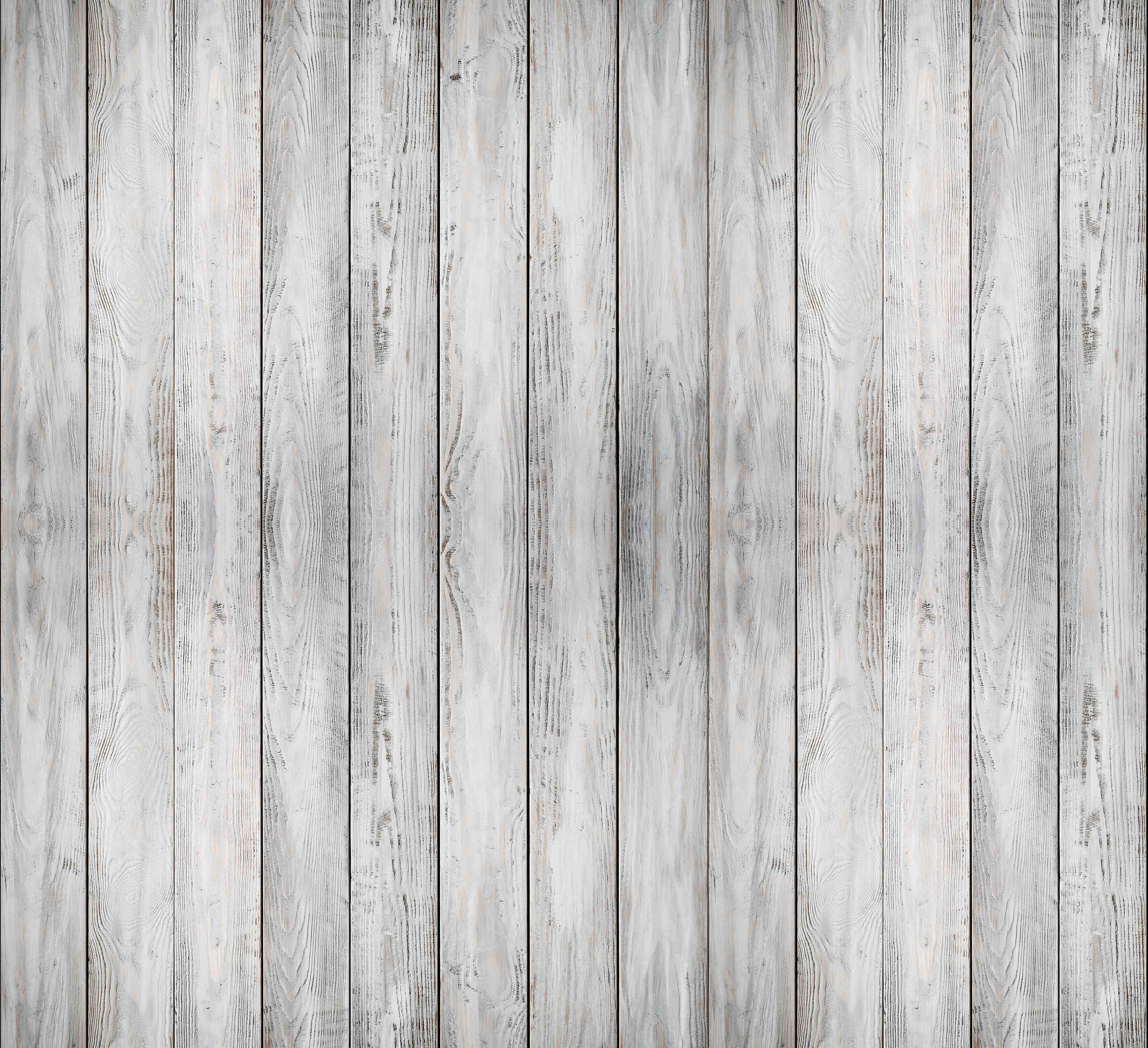 Wandverkleidung Bad-Heller Holzpaneel mit weißer Wash-Optik