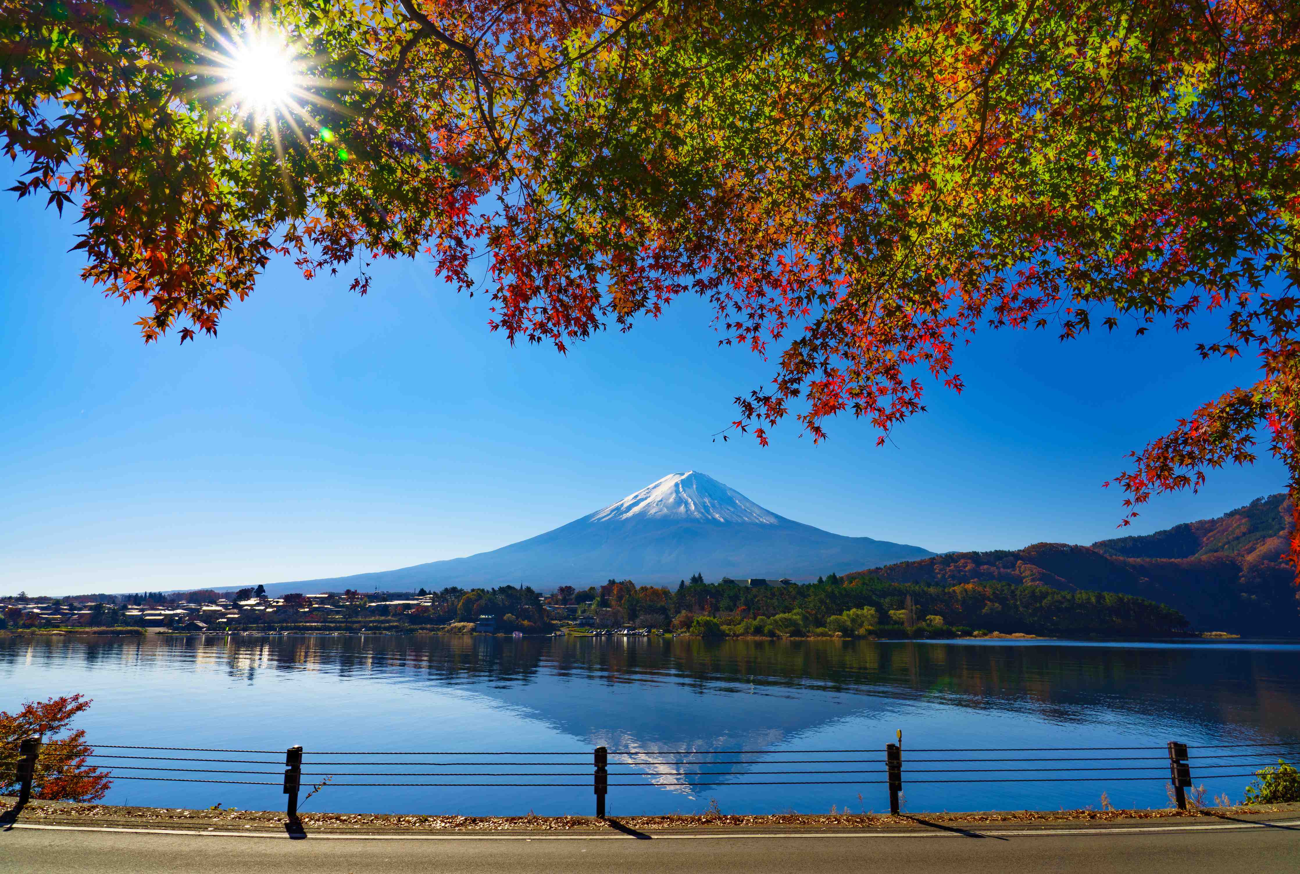 Wandverkleidung Bad-Majestätischer Mount Fuji bei Sonnenaufgang