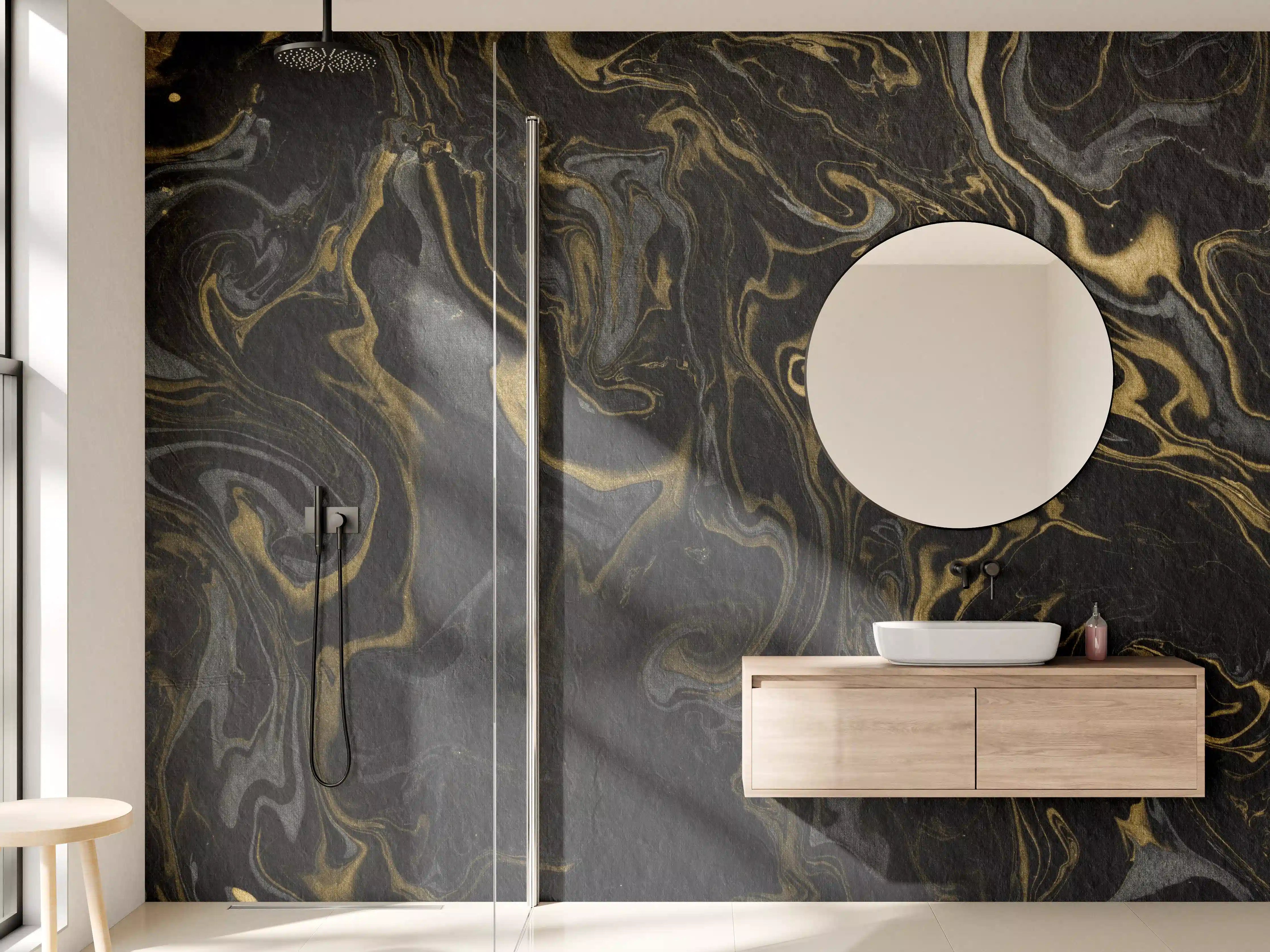 Wandverkleidung Bad - Marmor mit antikem goldenen und weißen Muster
