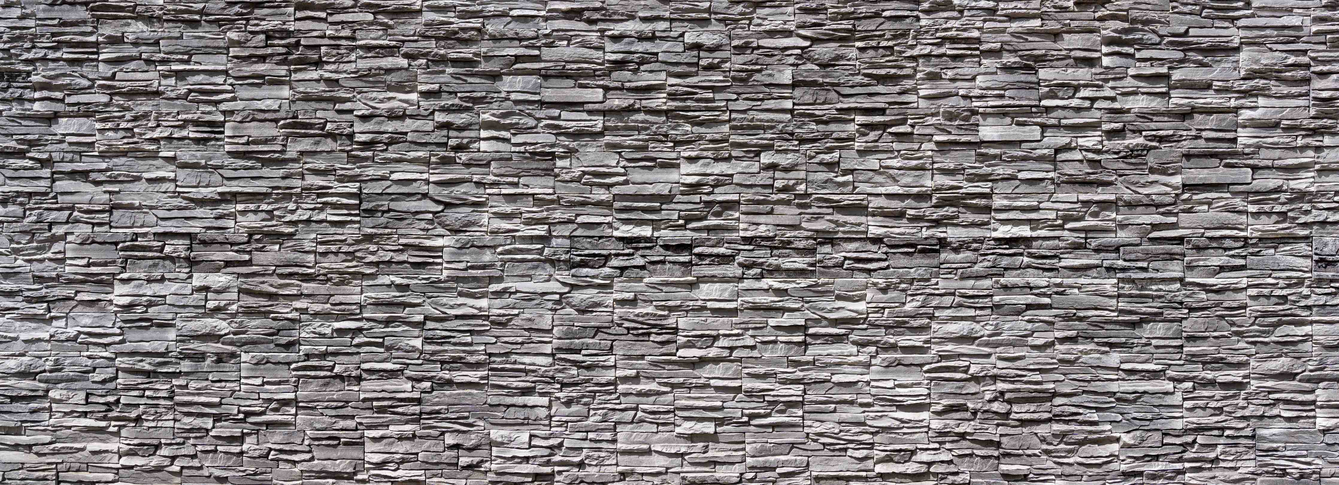 Wandverkleidung Bad-Natursteineffekt in Grau