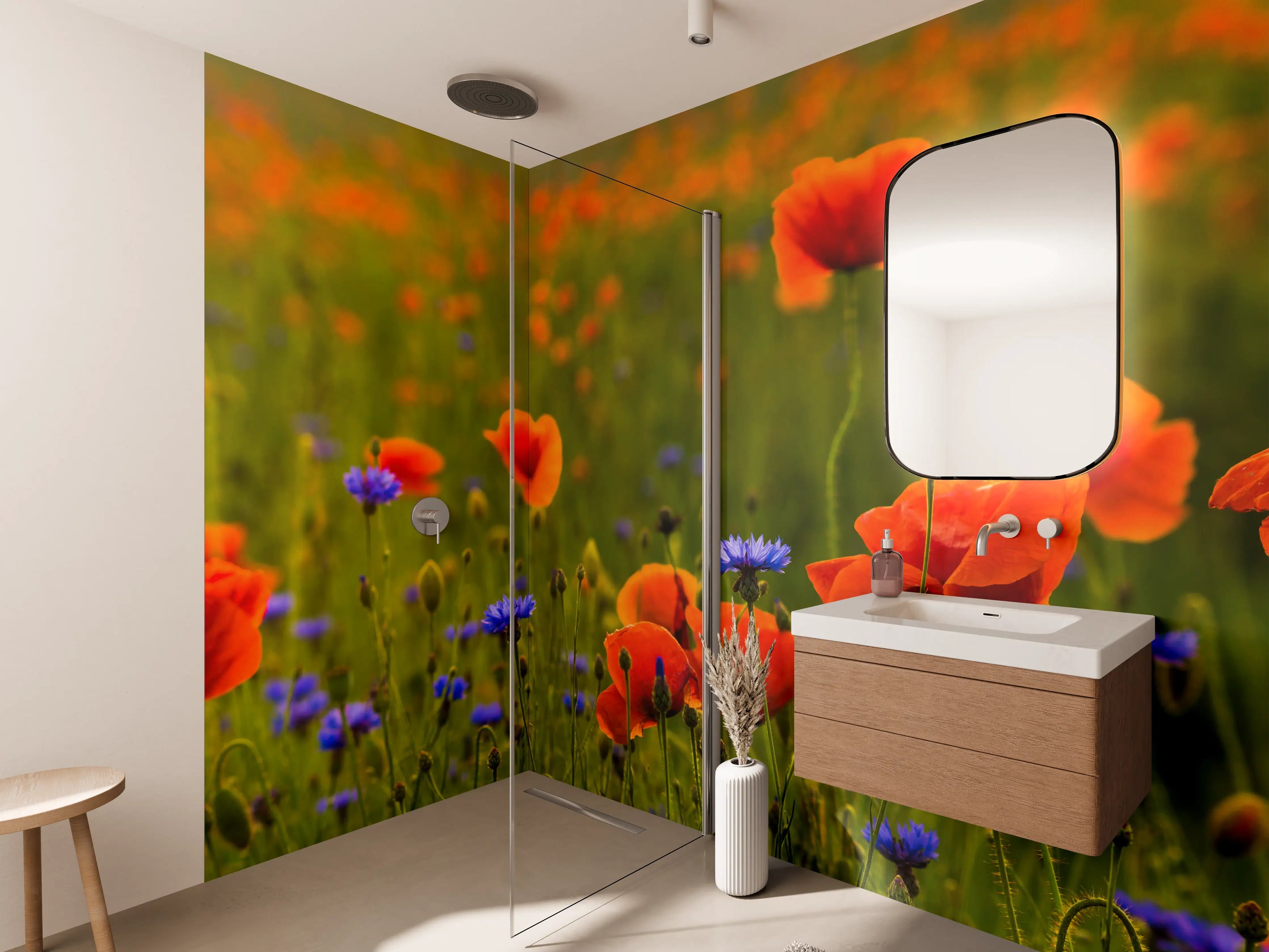 Wandverkleidung Bad - Rotes Mohnfeld mit Kornblumen