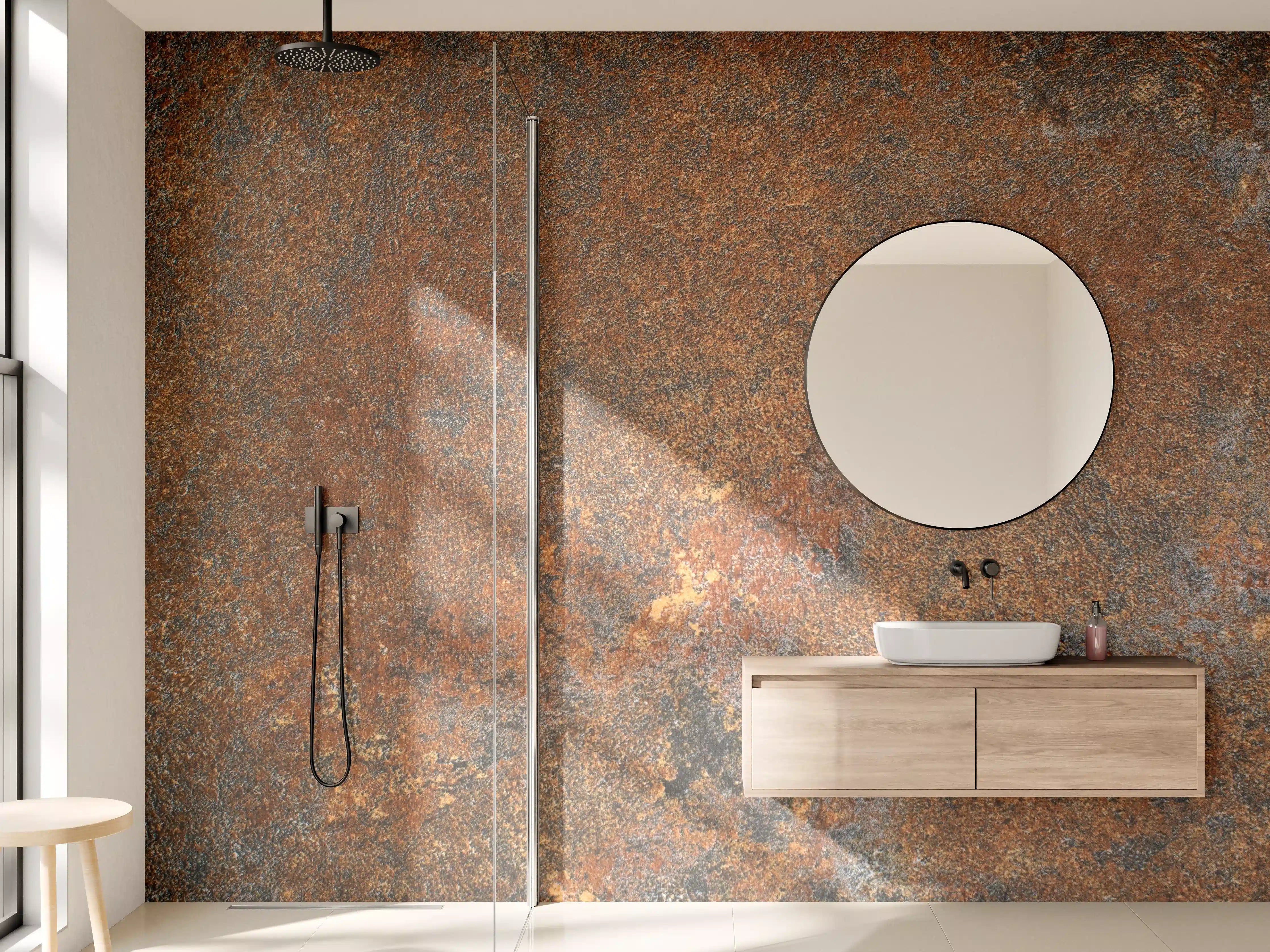 Wandverkleidung Bad - Rustikale Metallpatina mit warmen Erdtönen