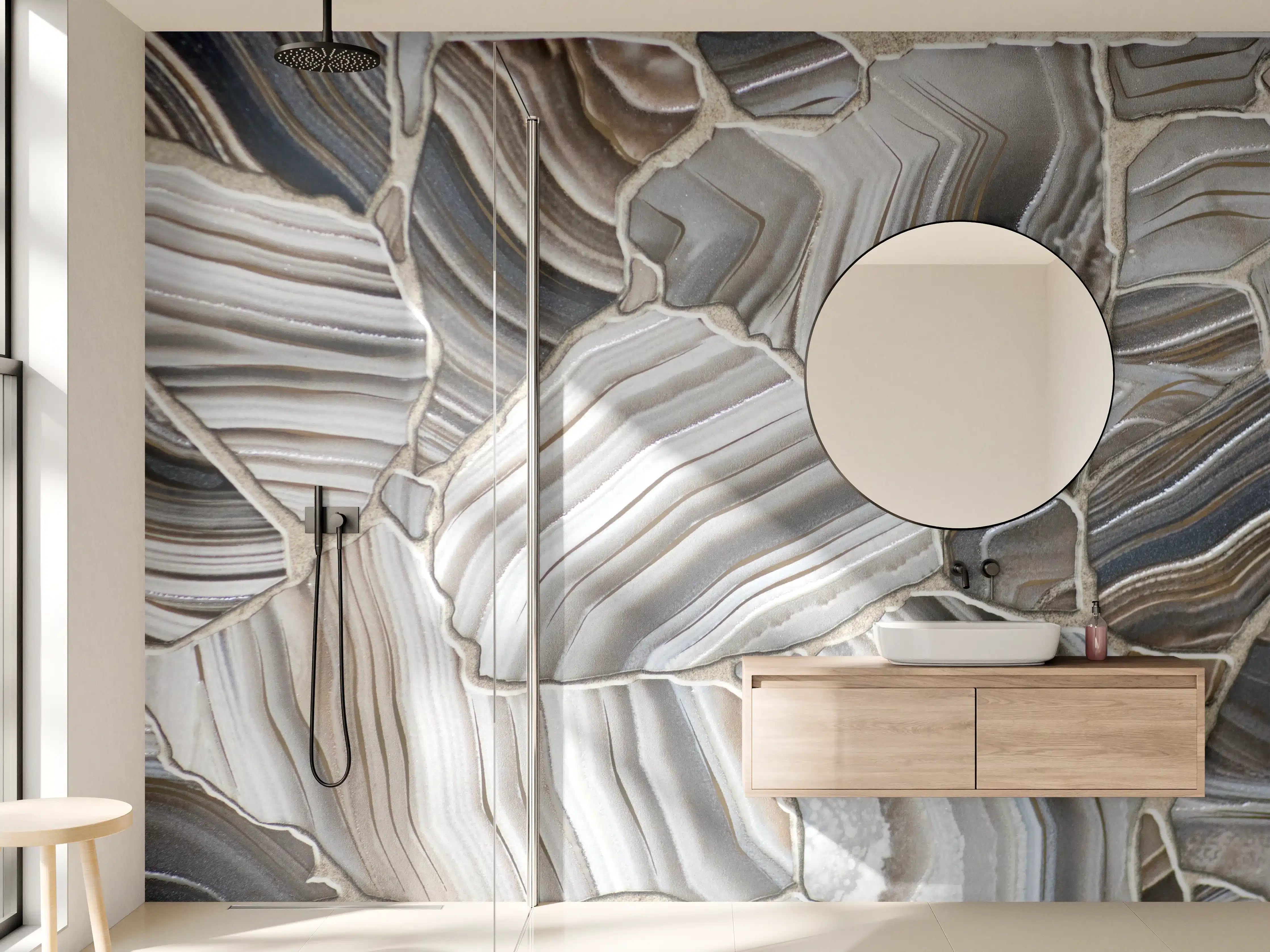 Wandverkleidung Bad - Schöner Naturstein mit warmen Braun- und Beigetönen