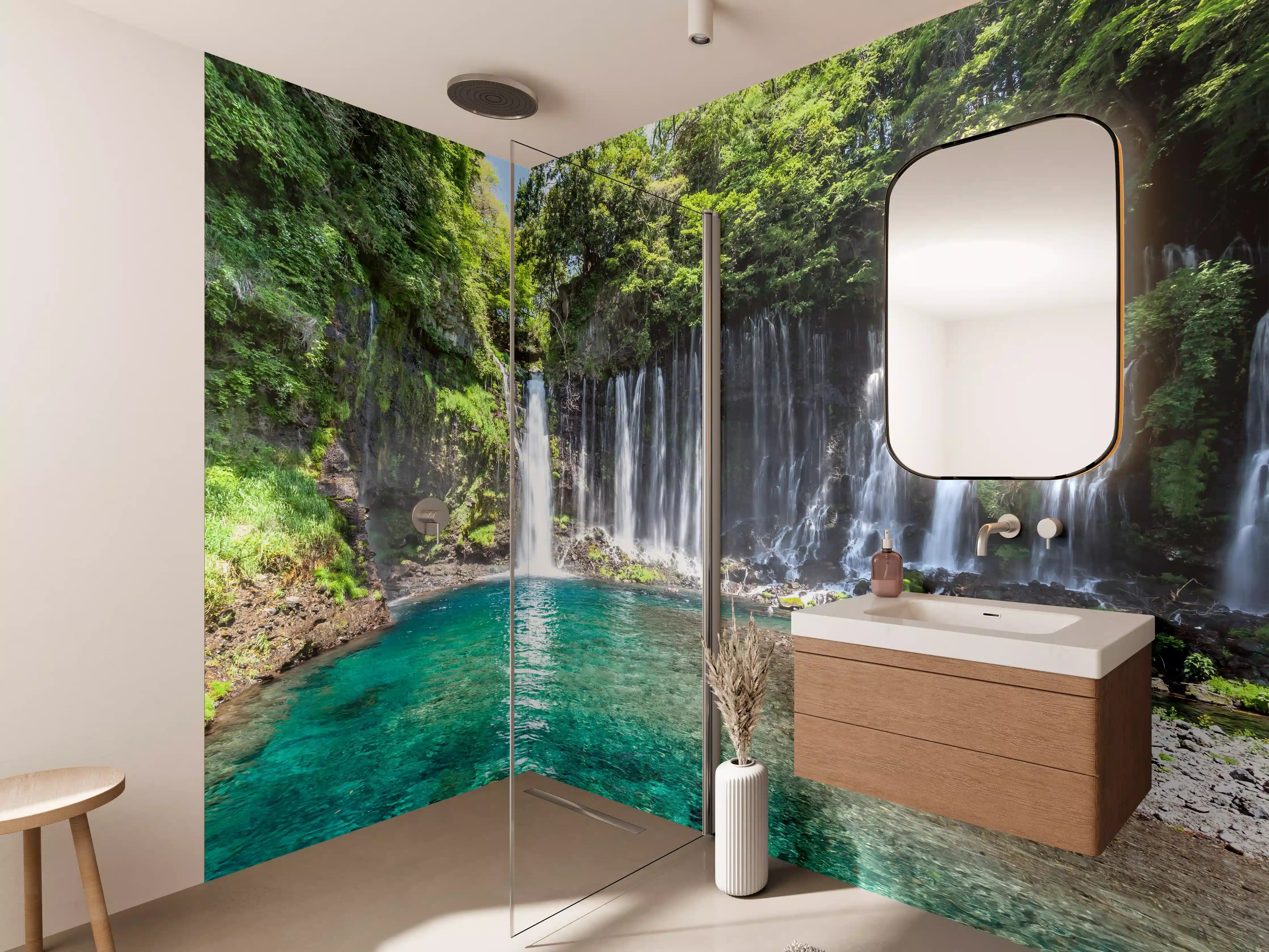 Wandverkleidung Bad - Sonniger Shiraito-Wasserfall