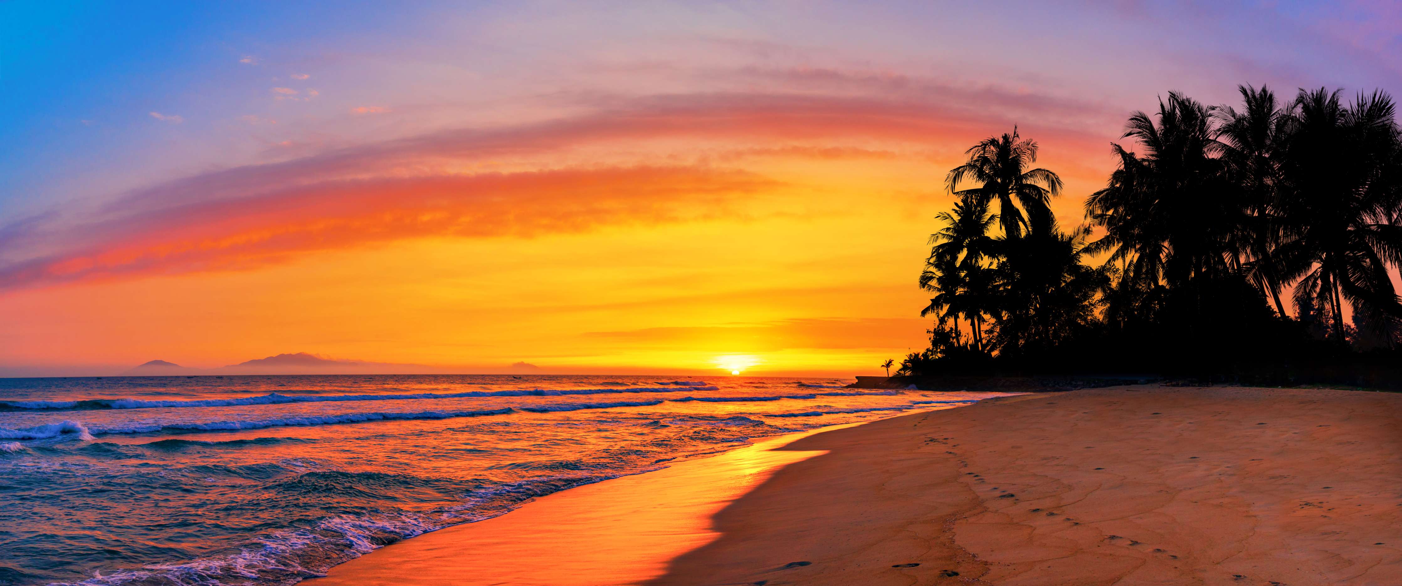 Wandverkleidung Bad-Sunset am Strand mit Palmen
