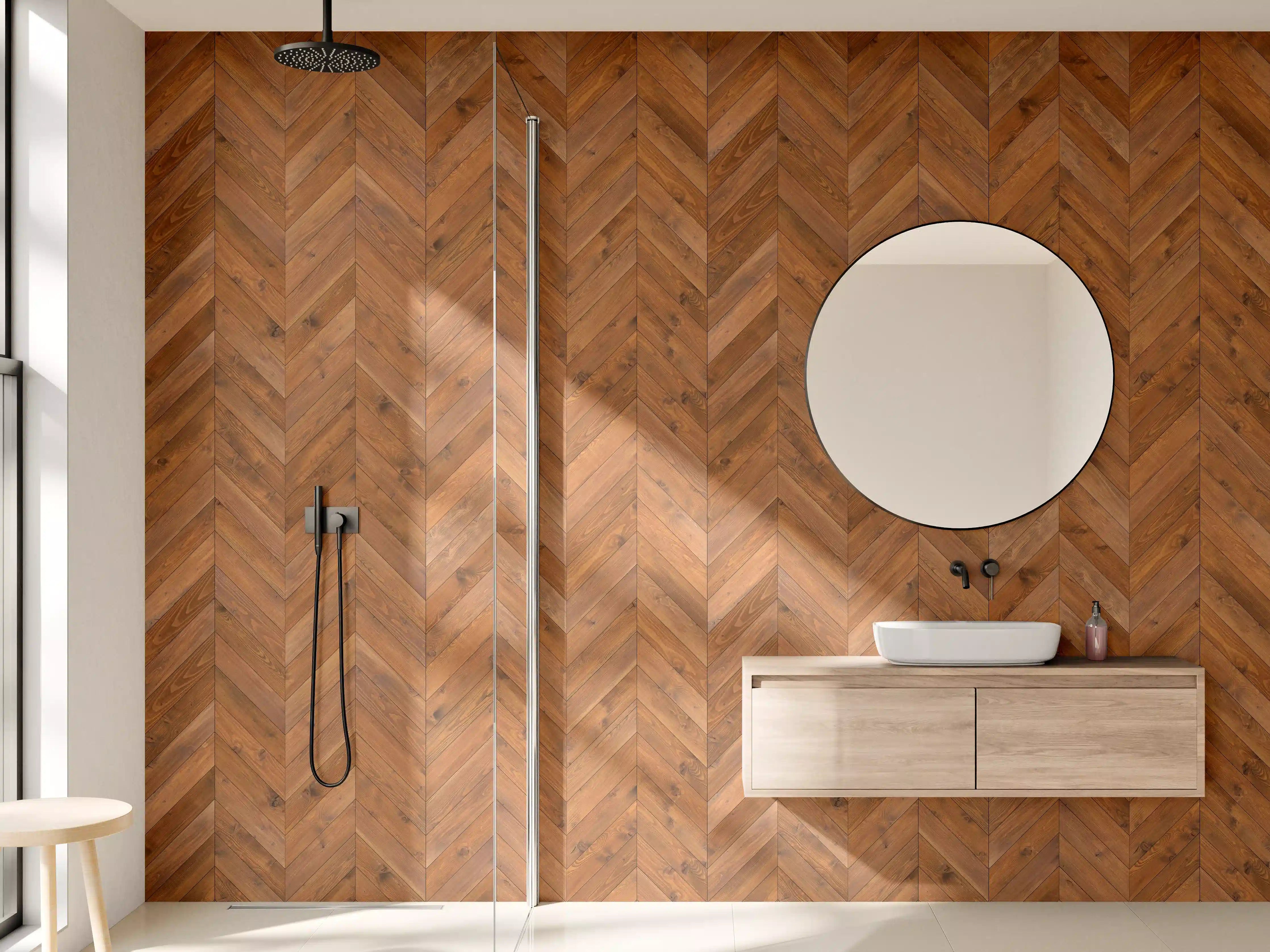 Wandverkleidung Bad - Warmes Holzparkett mit Chevron-Muster