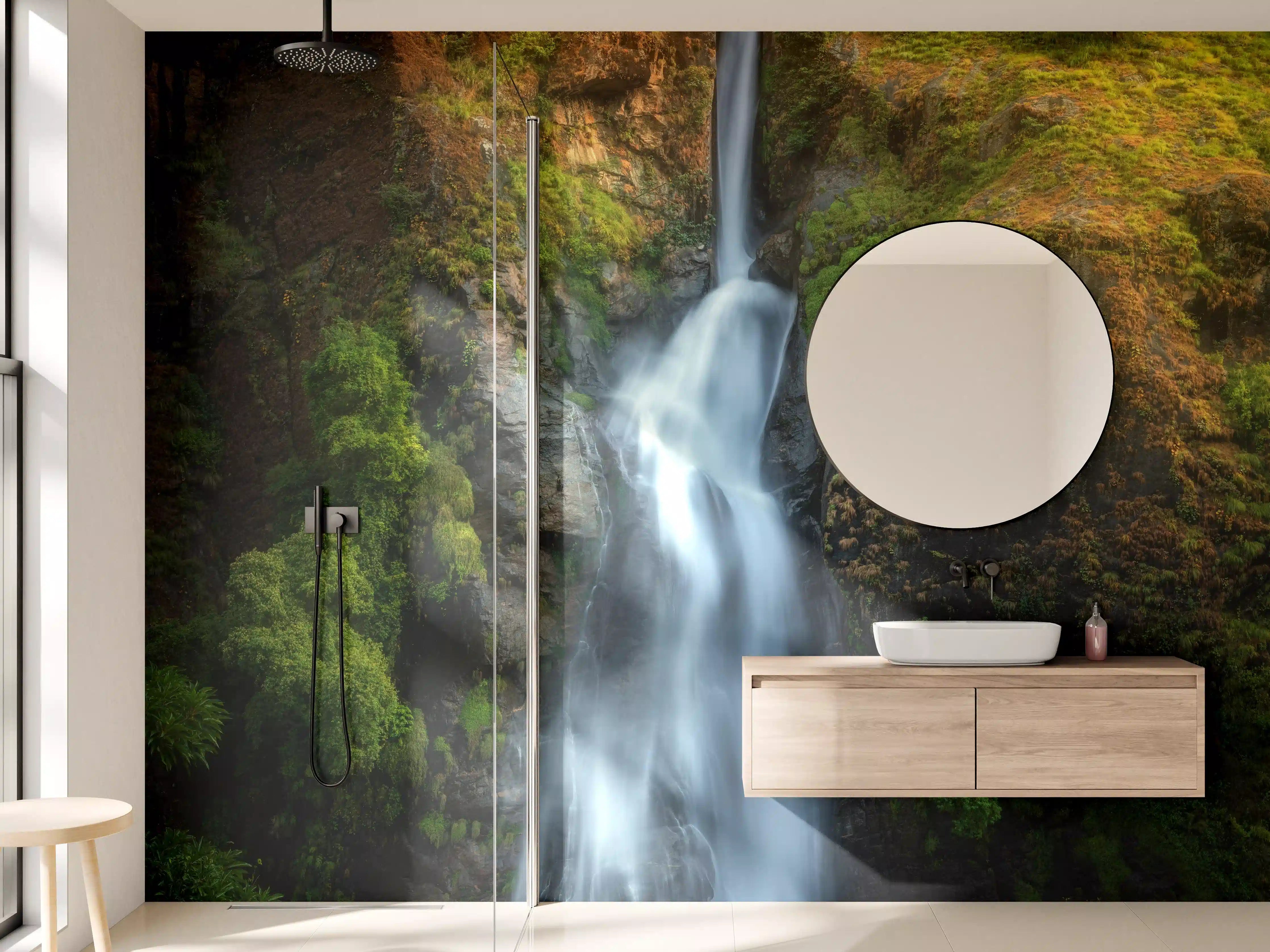 Wandverkleidung Bad - Wasserfall im Wald von Nepal