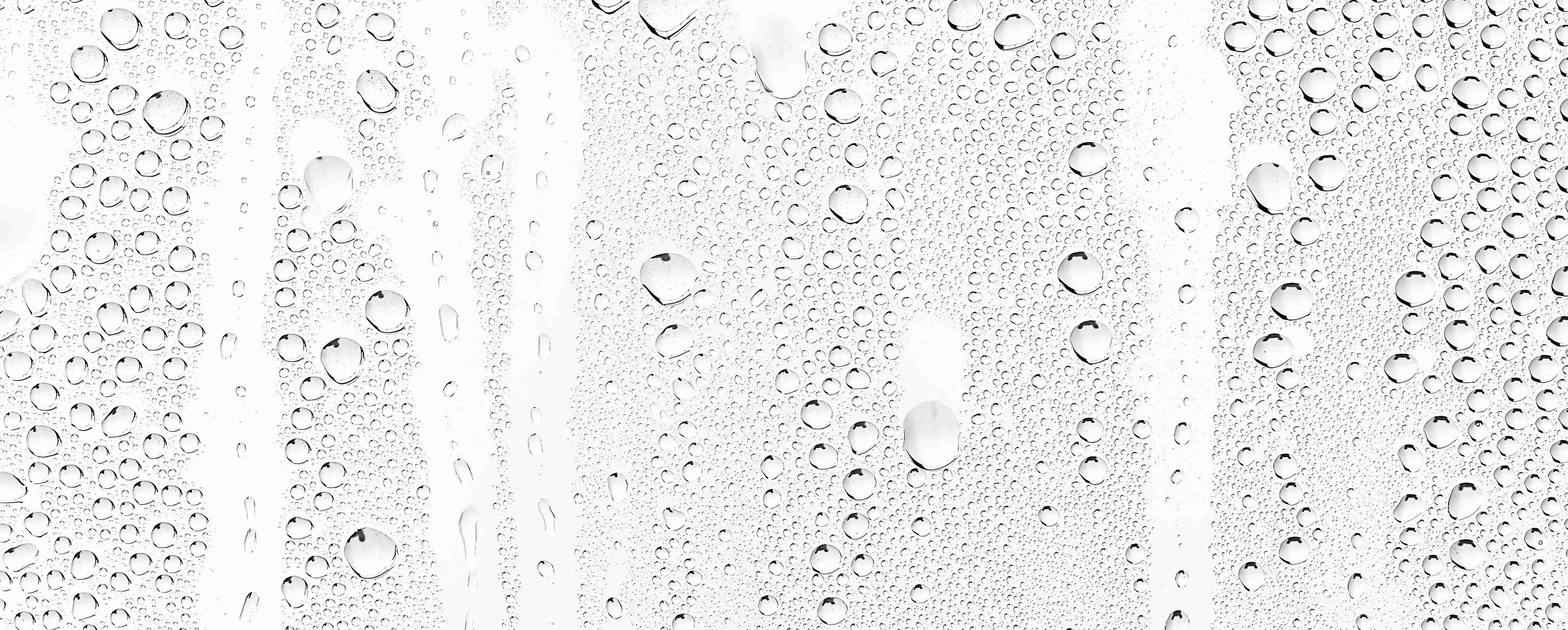 Wandverkleidung Bad-Wassertropfen auf Glas