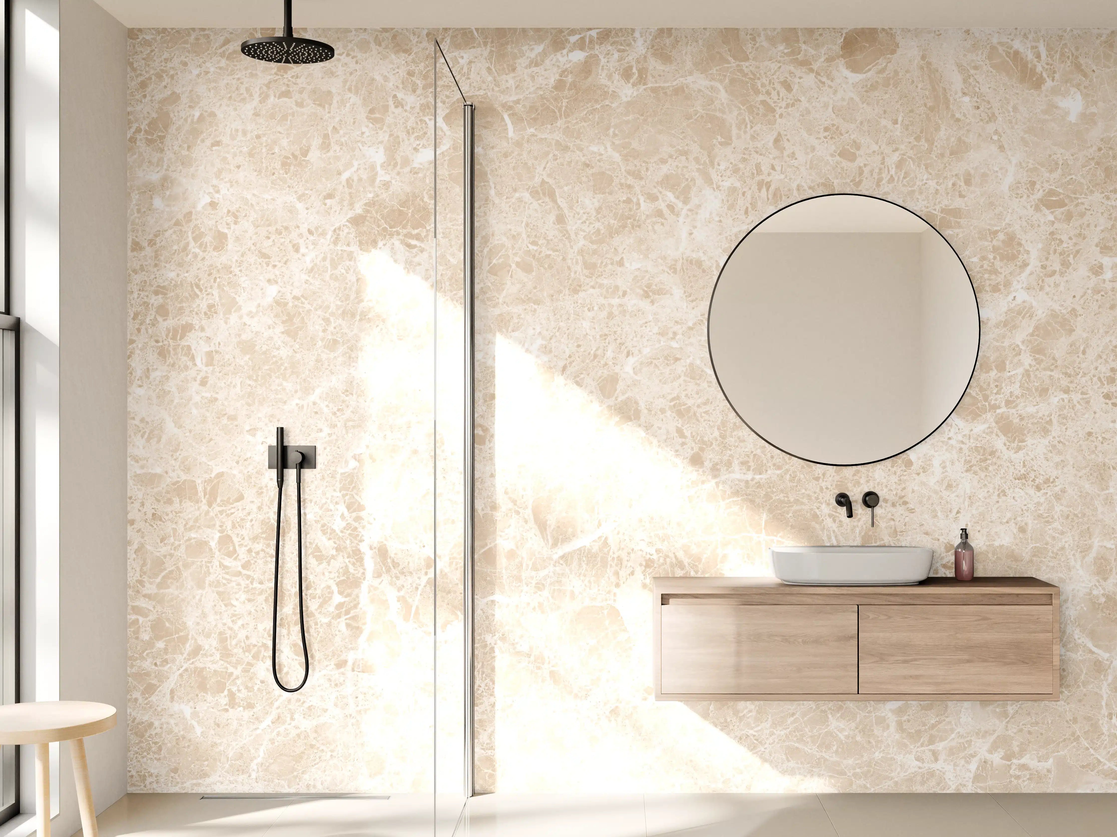 Wandverkleidung Bad - Weiche Beige Marmor-Textur