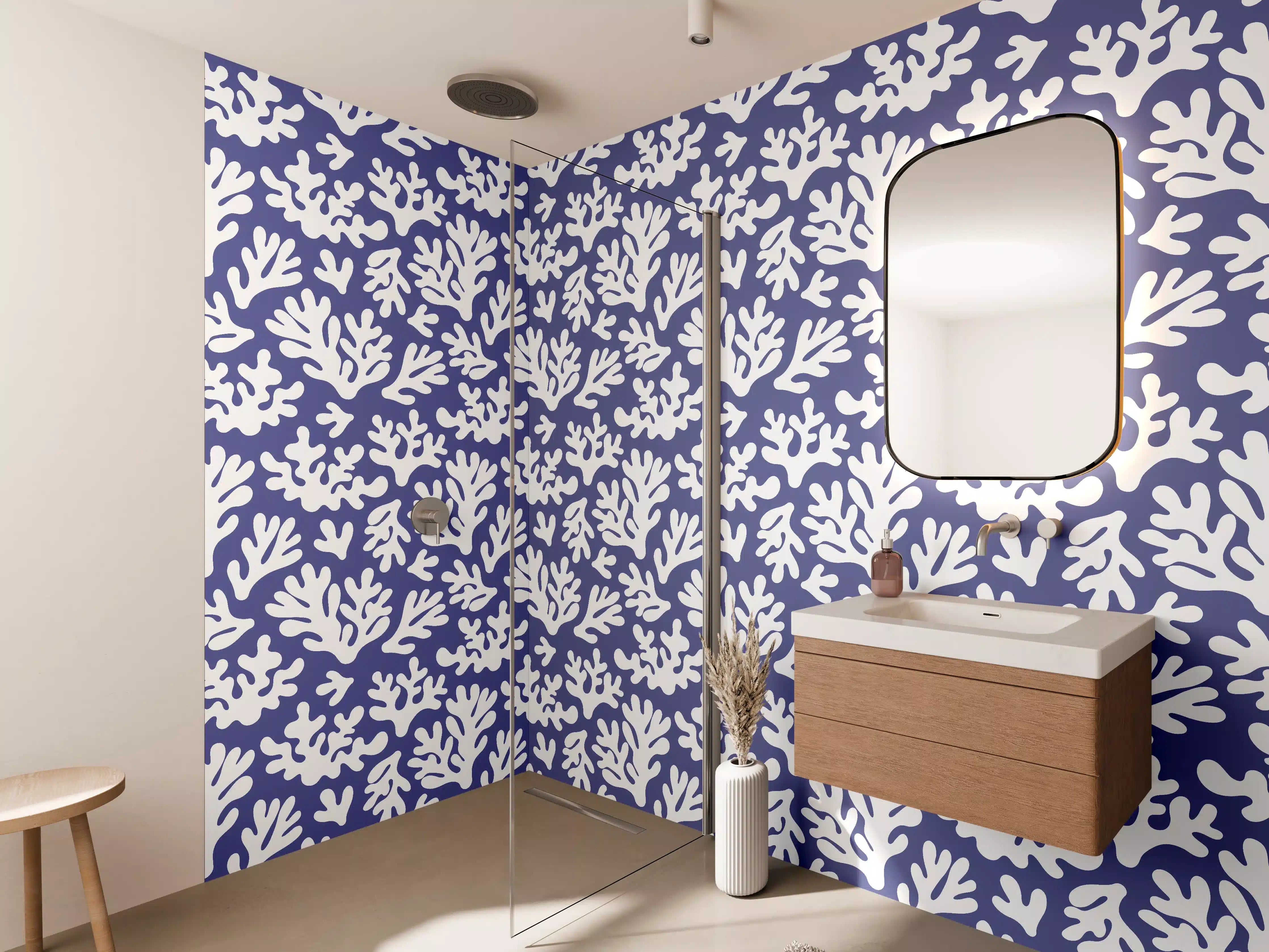 Wandverkleidung Bad - Weiße Korallen auf Blau