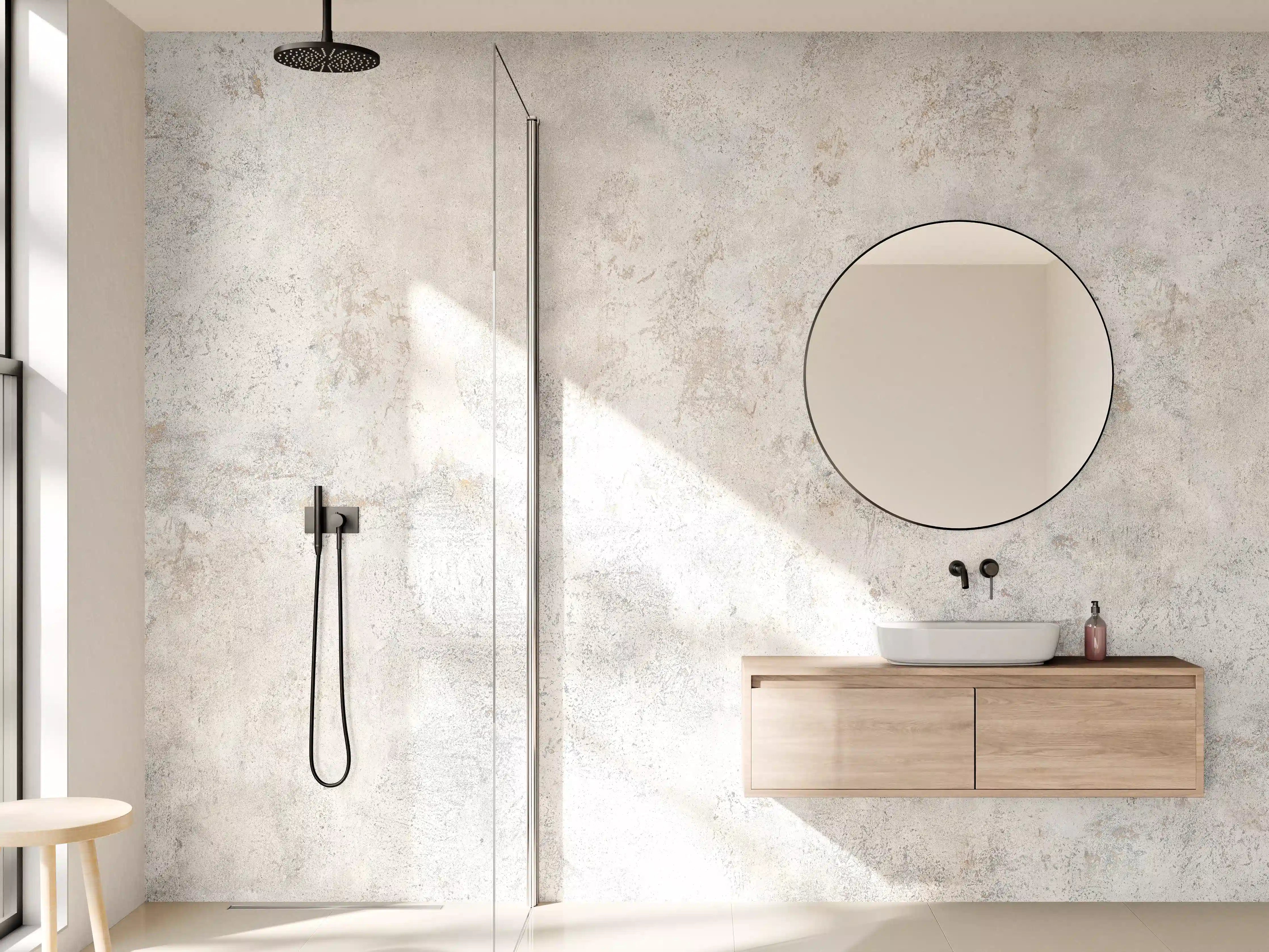 Wandverkleidung Bad - Weißer abgenutzter Marmor