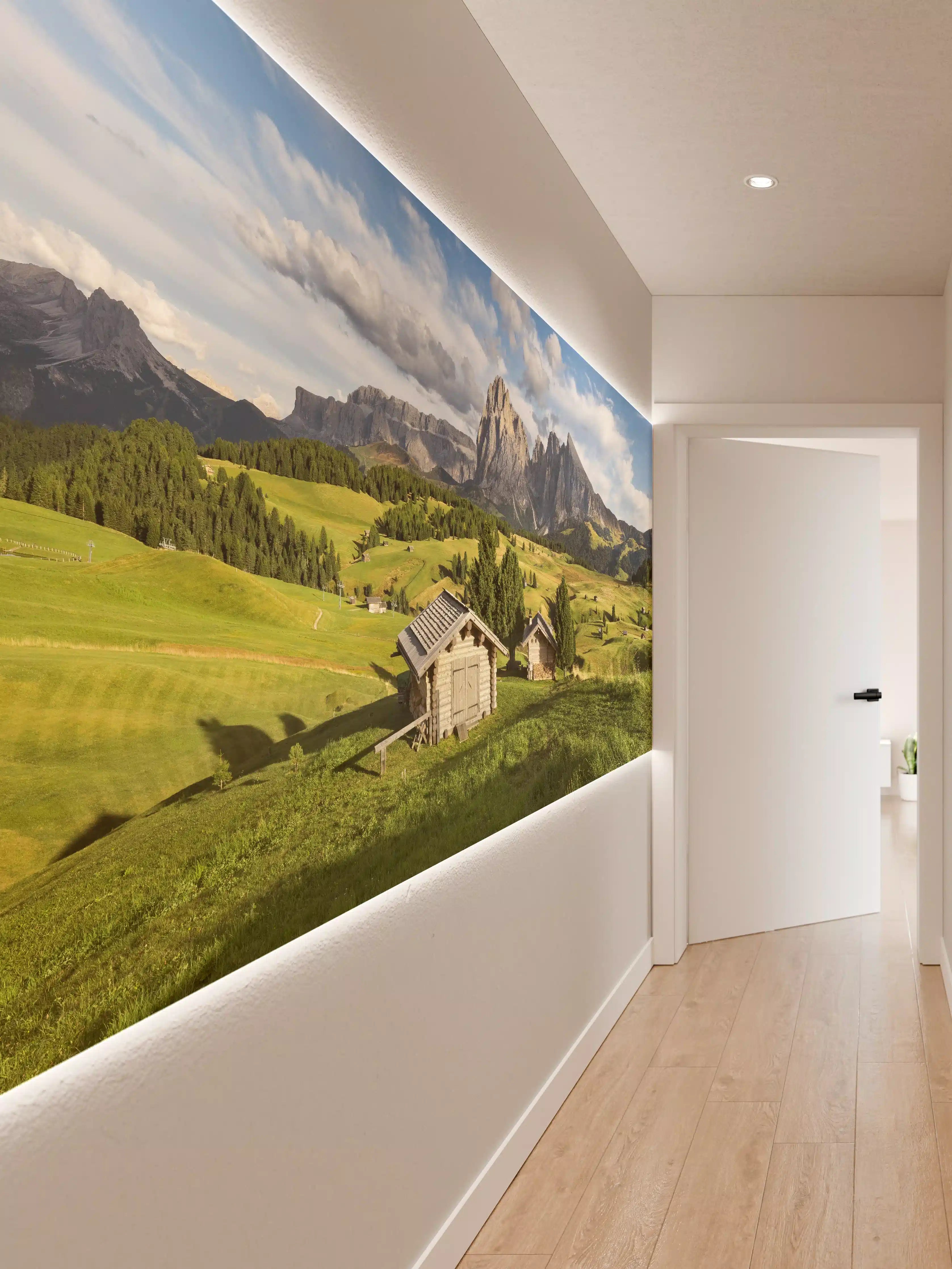 Wandverkleidung Flur - Alpenidylle mit grünen Wiesen