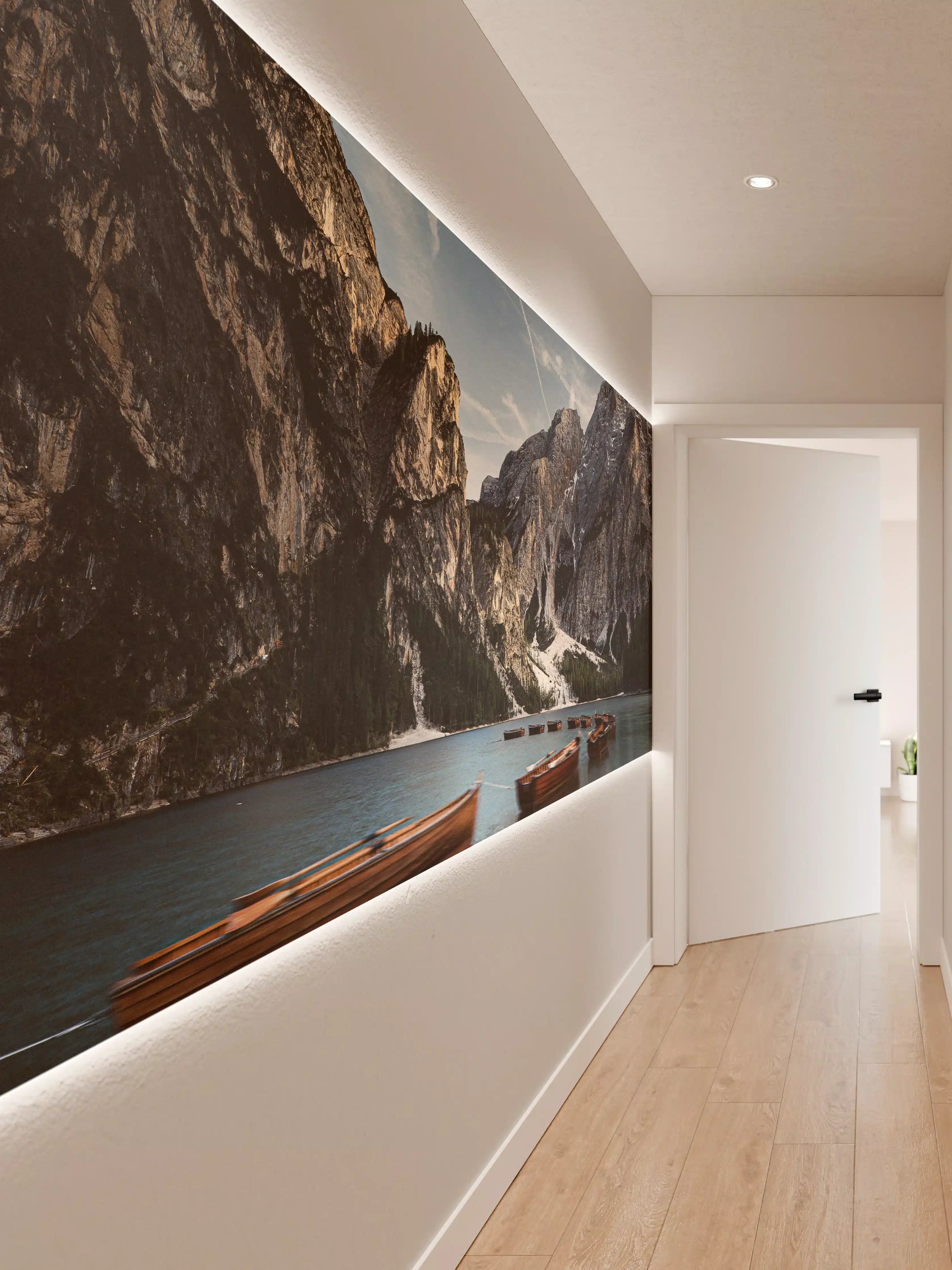 Wandverkleidung Flur - Beruhigender Bergsee mit Booten