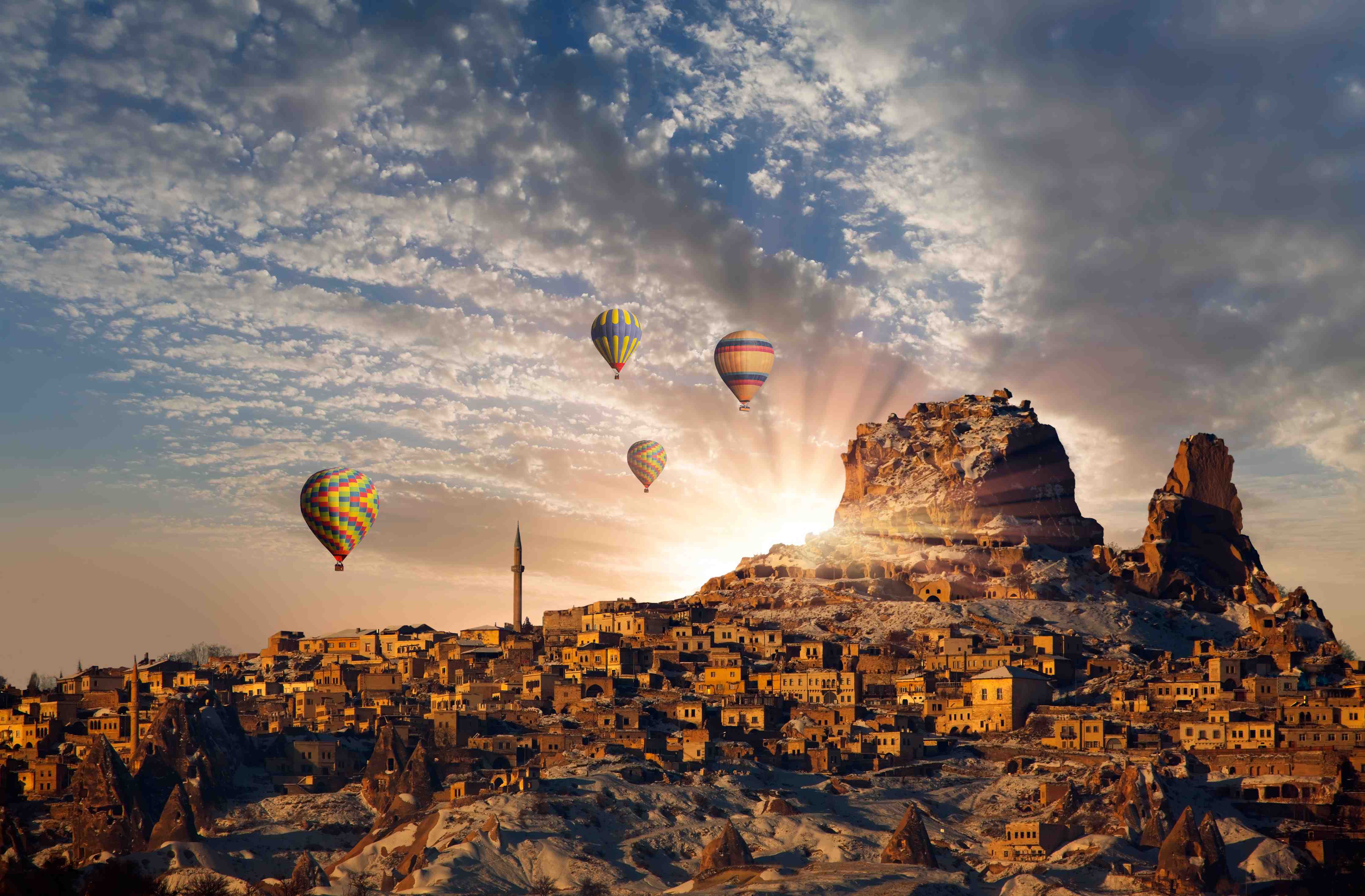 Wandverkleidung Flur-Bilder von einer Landschaft mit Heißluftballons