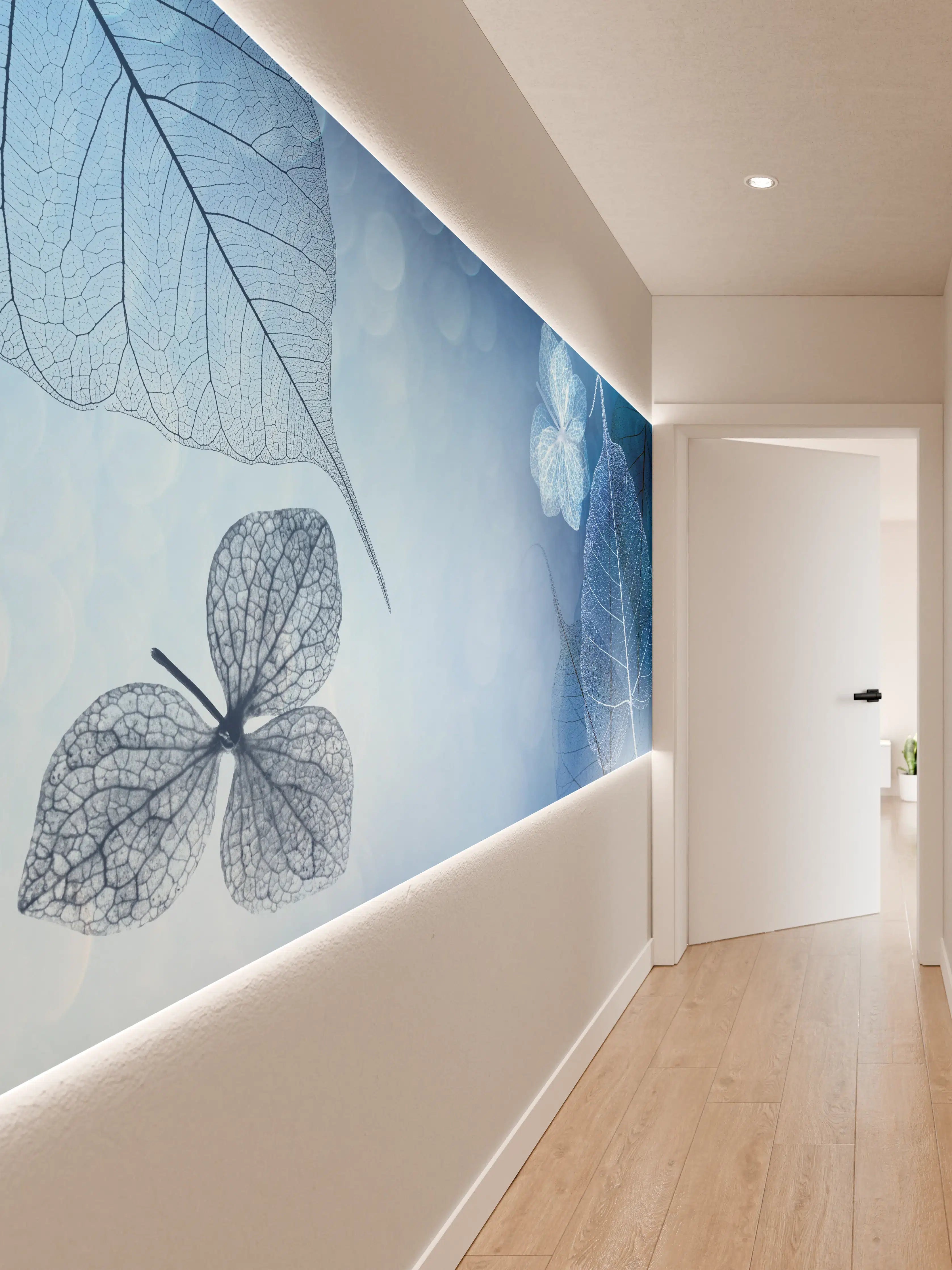 Wandverkleidung Flur - Blätter in Blau - Elegante Naturmotive