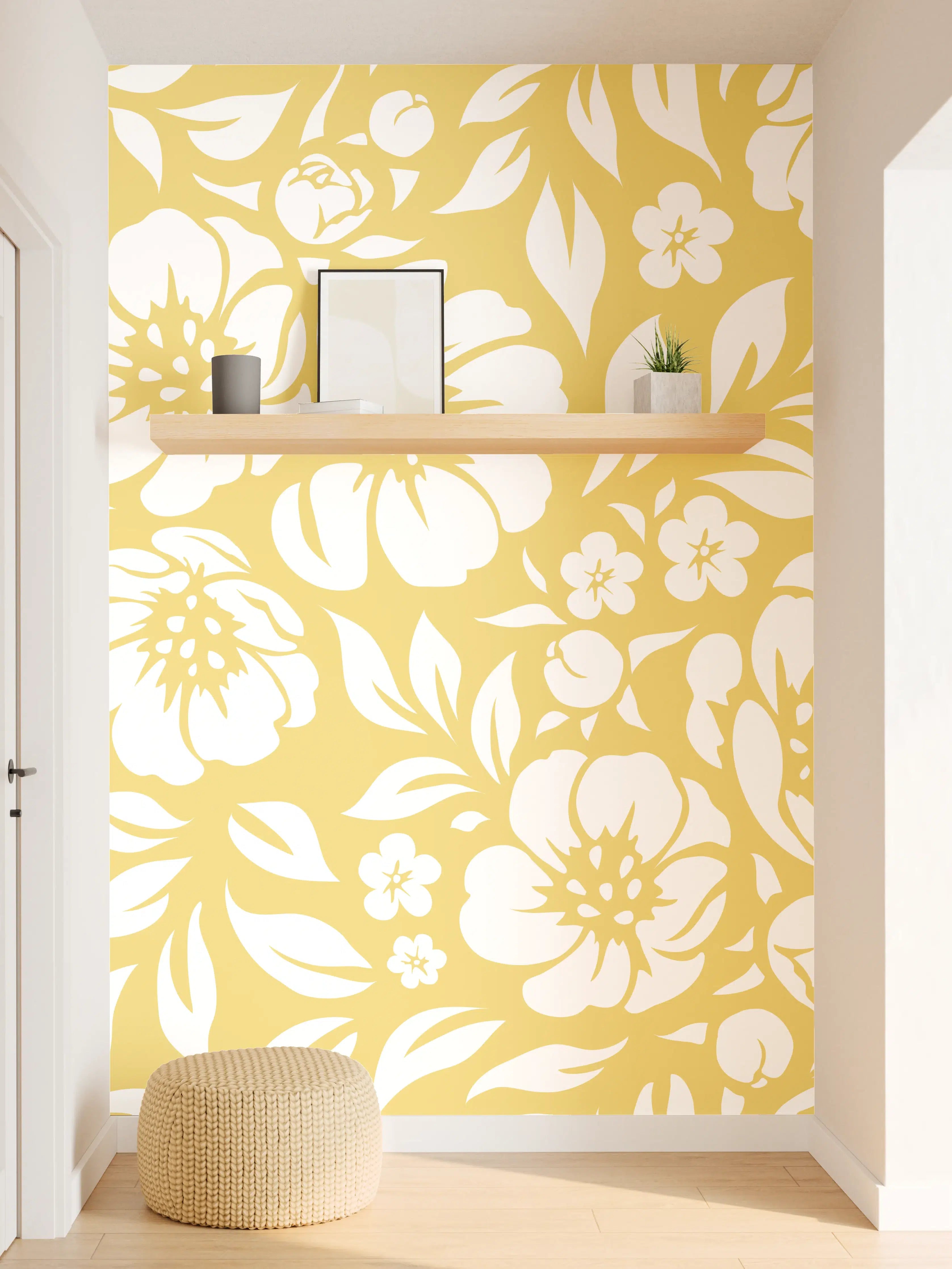 Wandverkleidung Flur - Blumendesign in Gold auf Weiß