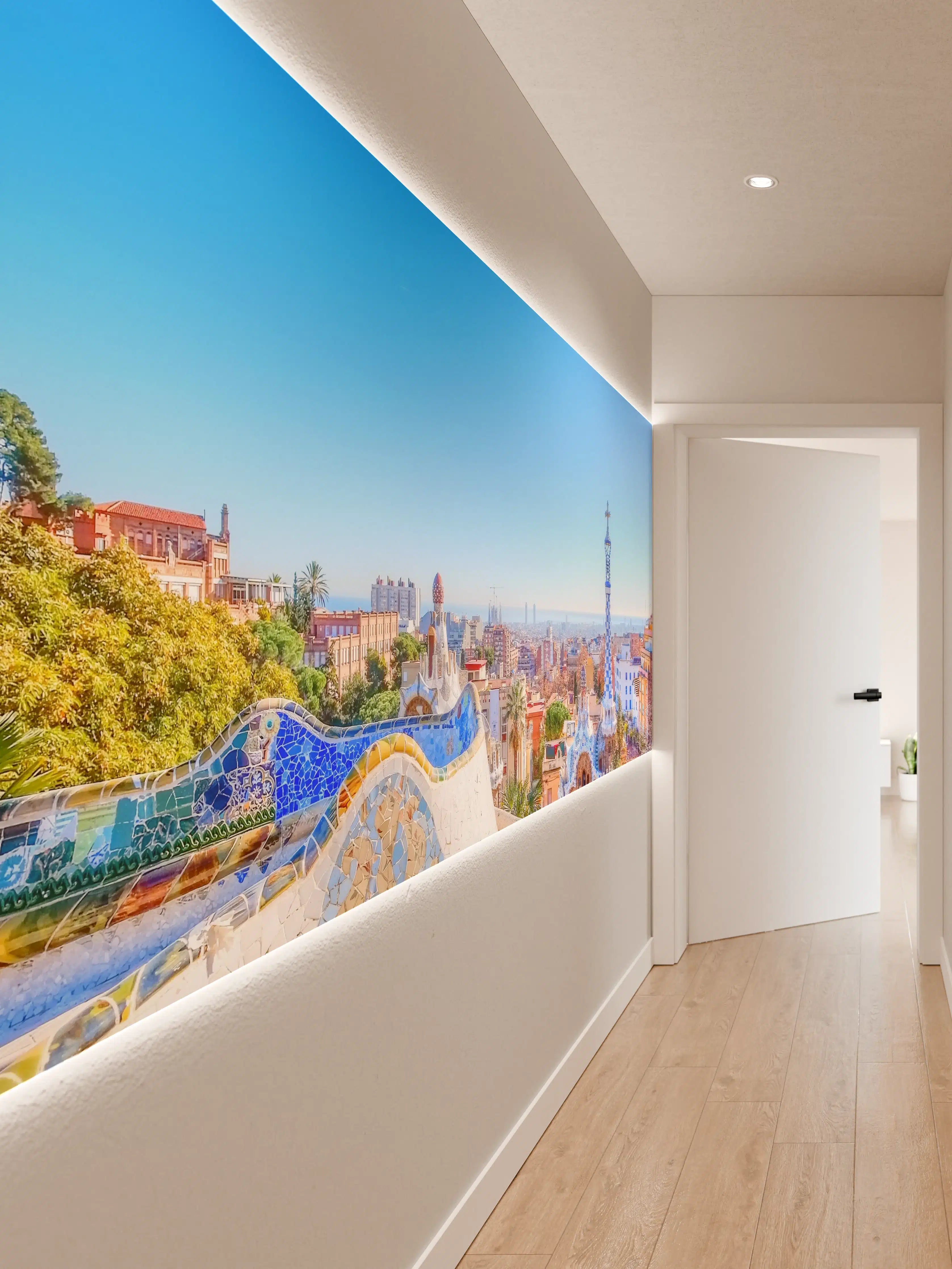 Wandverkleidung Flur - Bunte Skyline mit Gaudí-Architektur