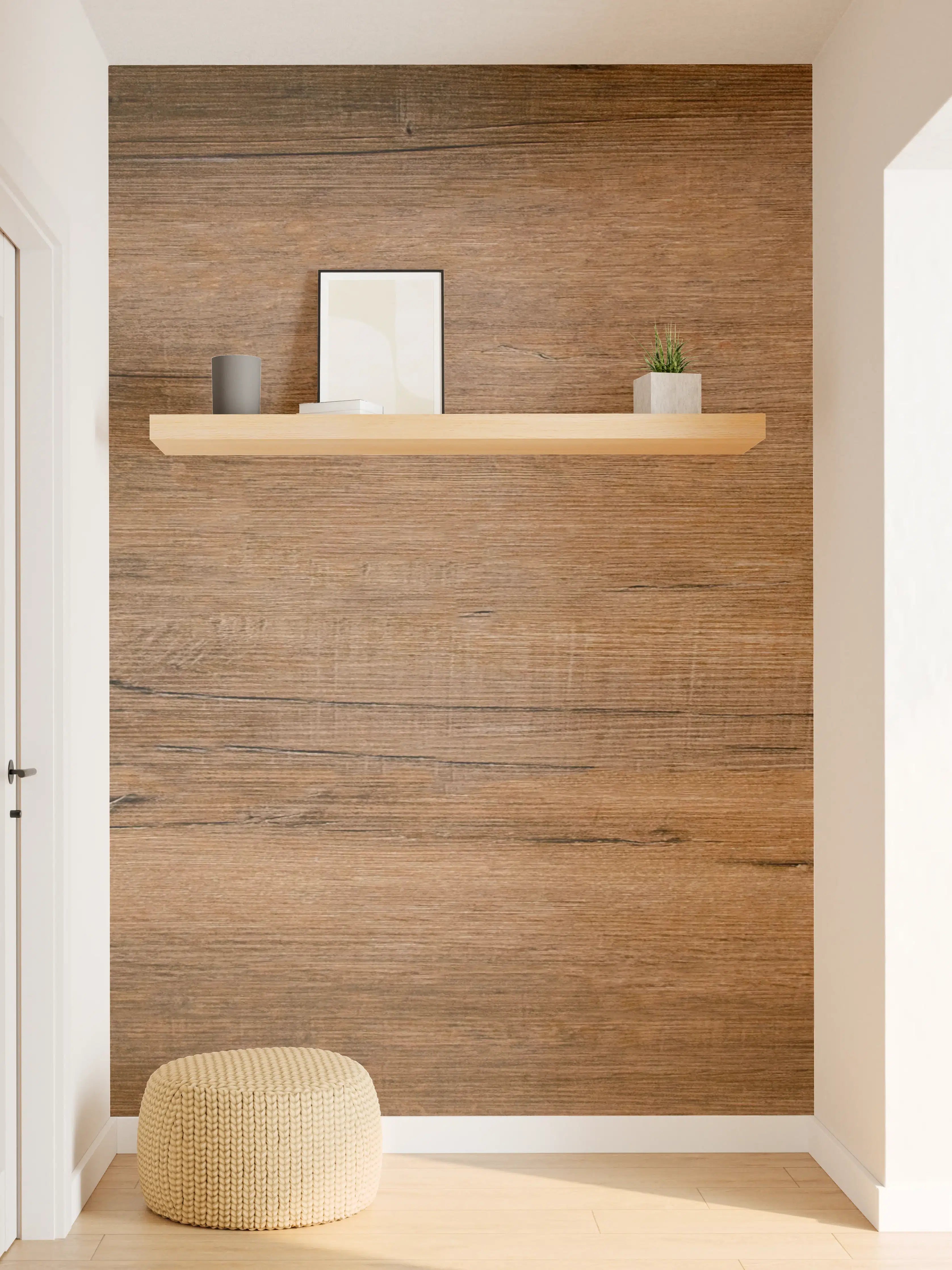 Wandverkleidung Flur - Dunkelbraune Holzplatte