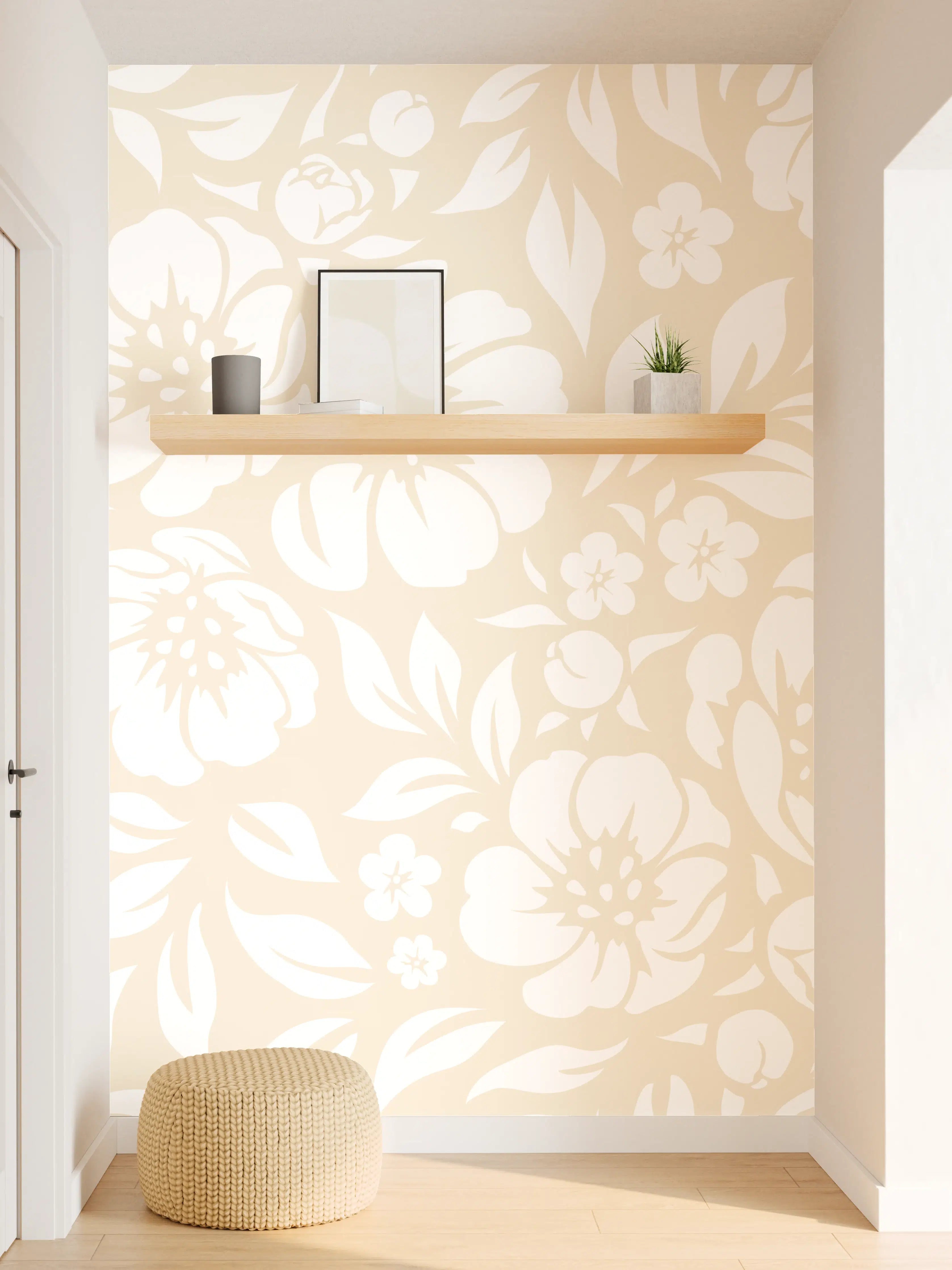 Wandverkleidung Flur - Elegantes Blumenmuster in Beige und Weiß