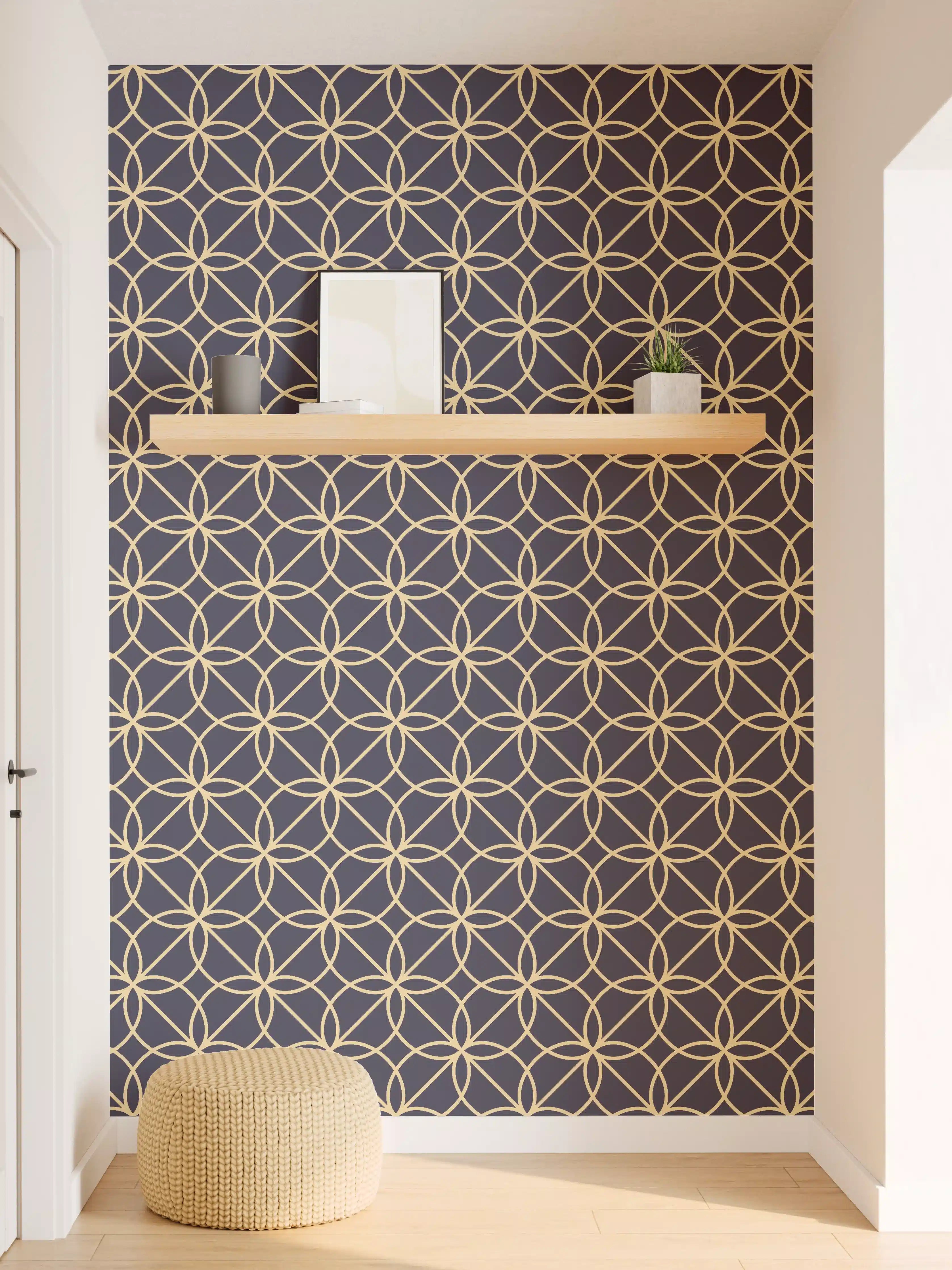 Wandverkleidung Flur - Elegantes geometrisches Muster in Gold auf Dunkelblau