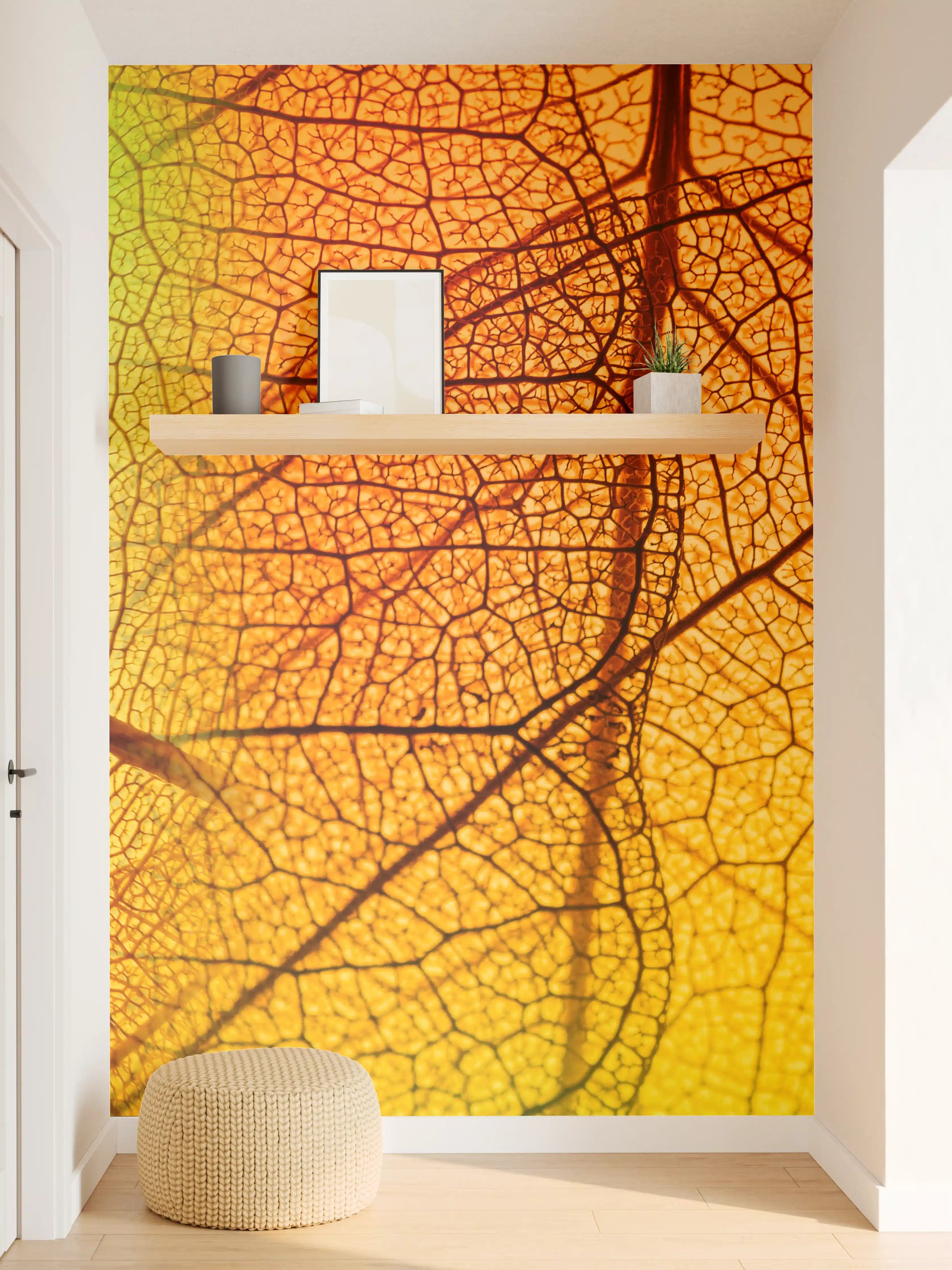 Wandverkleidung Flur - Graue Blätter im goldenen Herbst