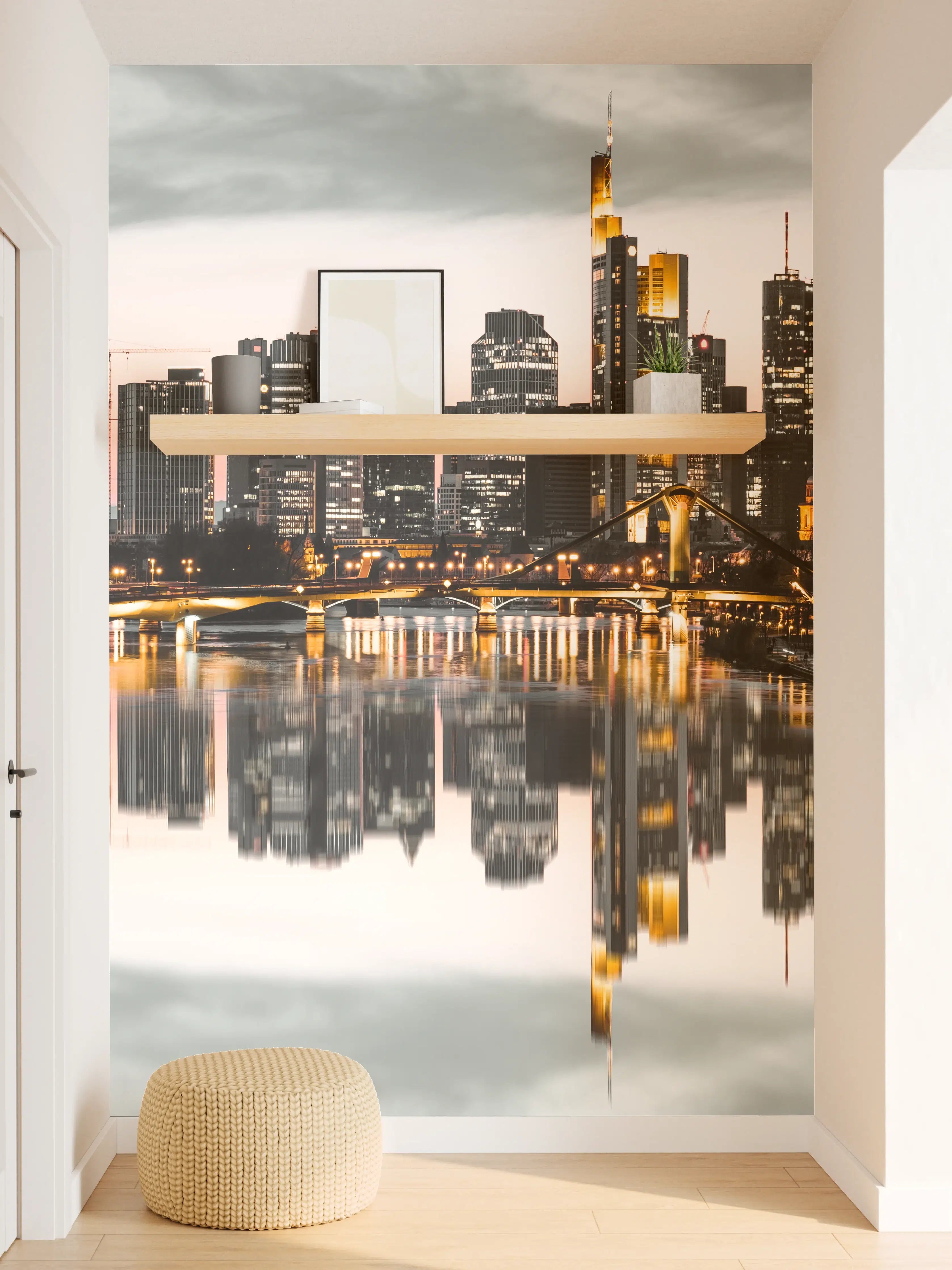 Wandverkleidung Flur - Graue Silhouetten im goldenen Abendlicht