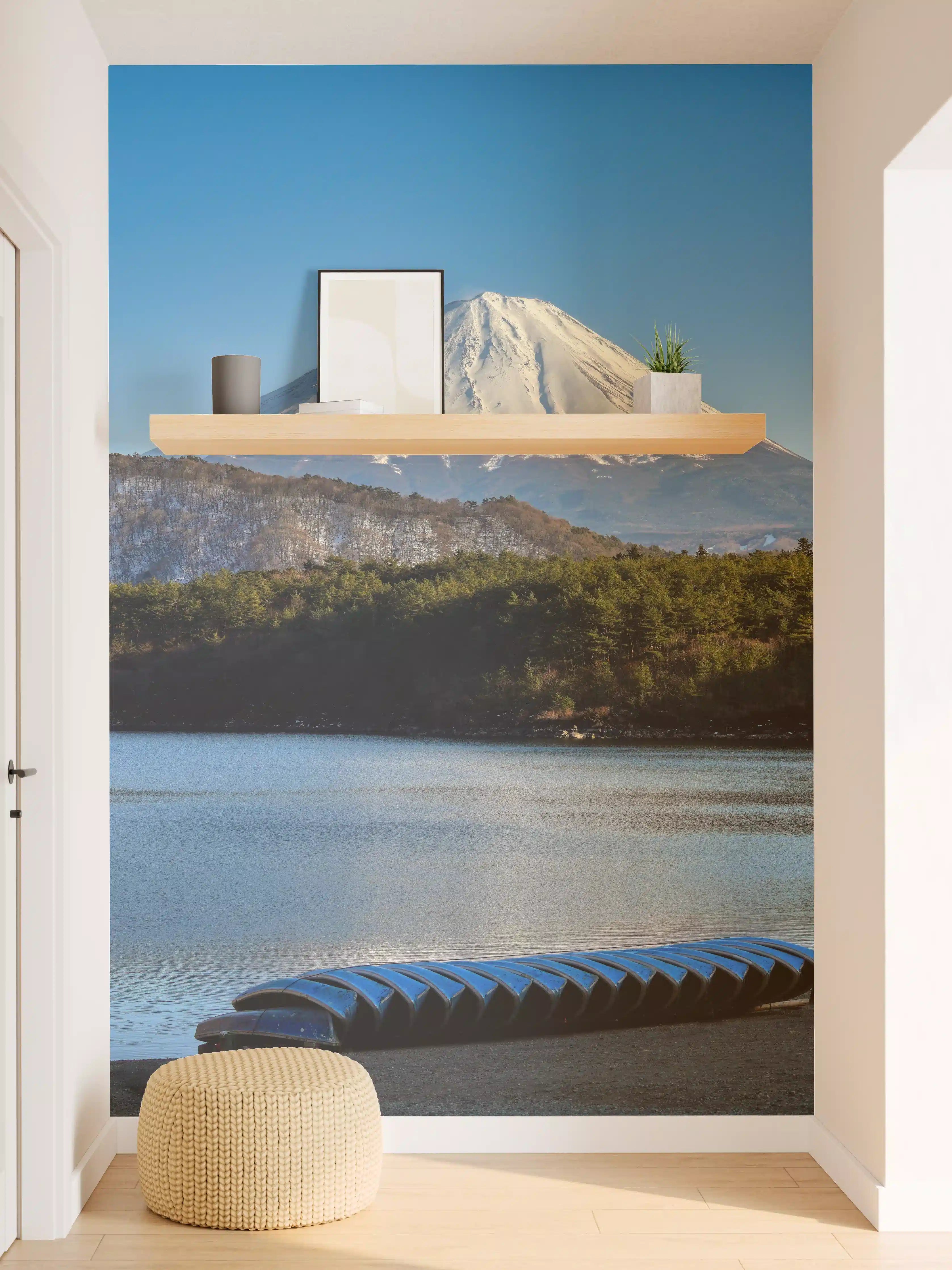 Wandverkleidung Flur - Grauer Glanz über Fuji