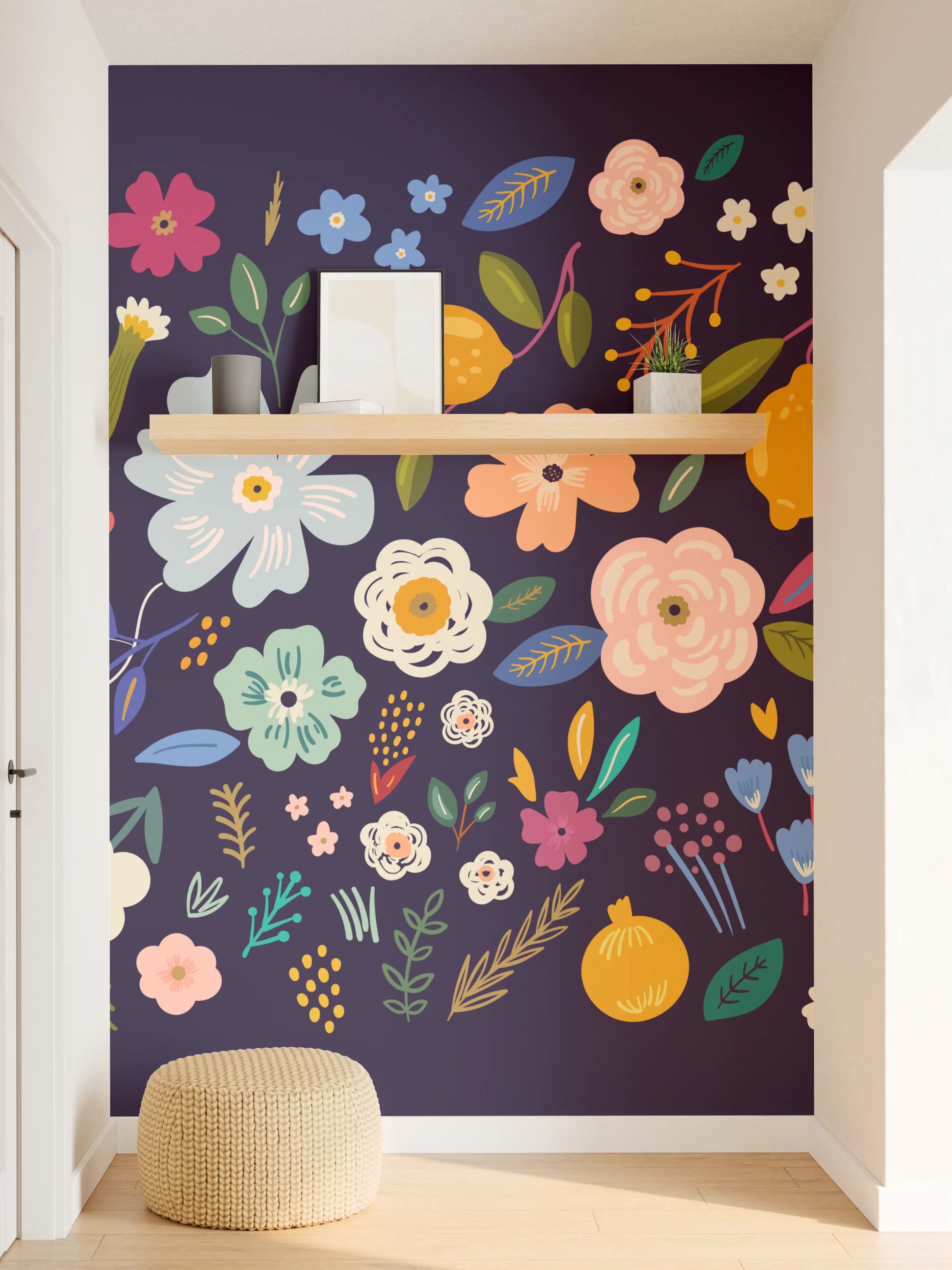 Wandverkleidung Flur - Grauweißes Blumenmuster in bunten Farben