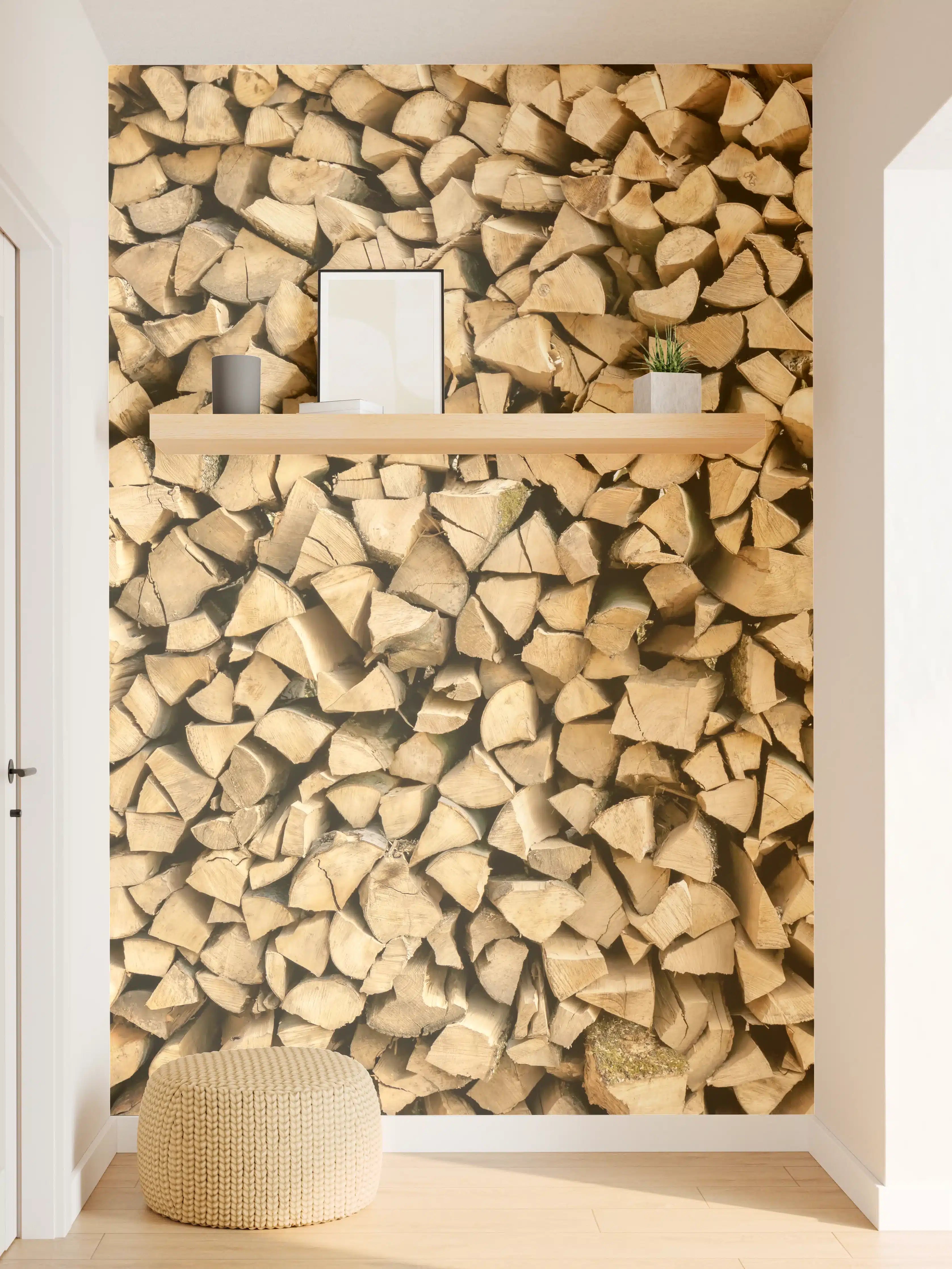 Wandverkleidung Flur - Großer Haufen Holzscheite