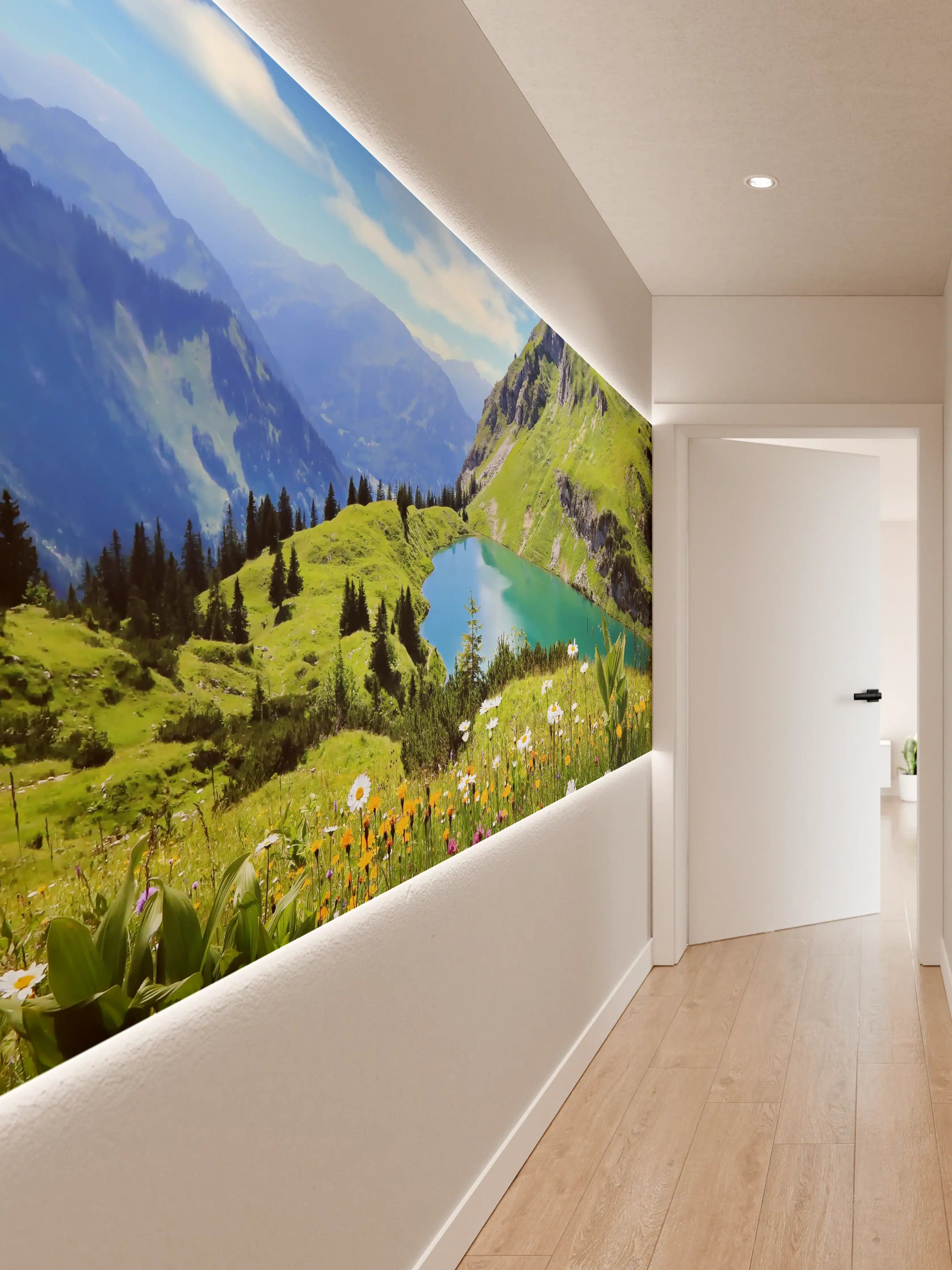 Wandverkleidung Flur - Idyllischer Bergsee inmitten der grünen Landschaft