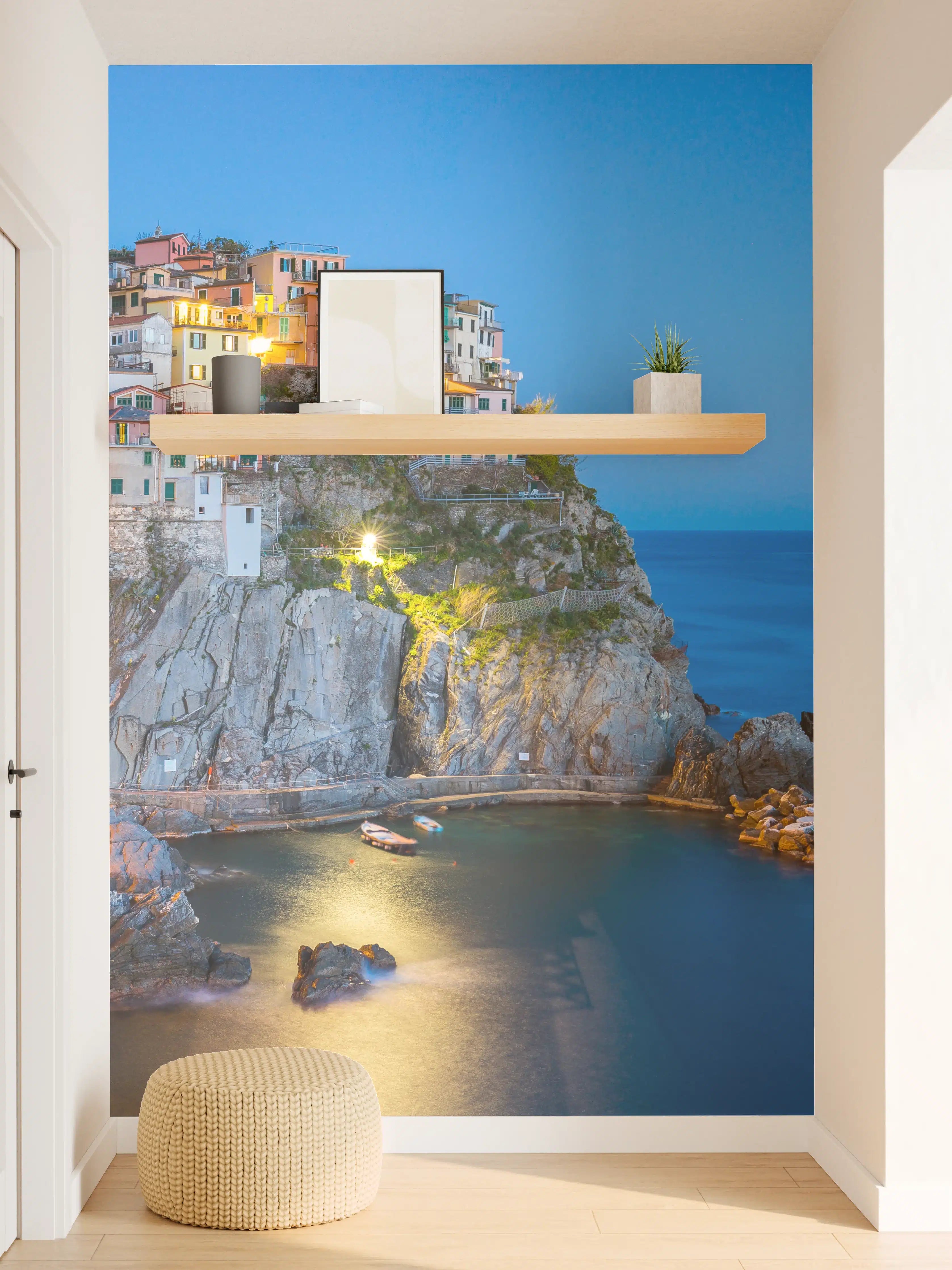 Wandverkleidung Flur - Italienische Küstenstadt bei Abendlicht