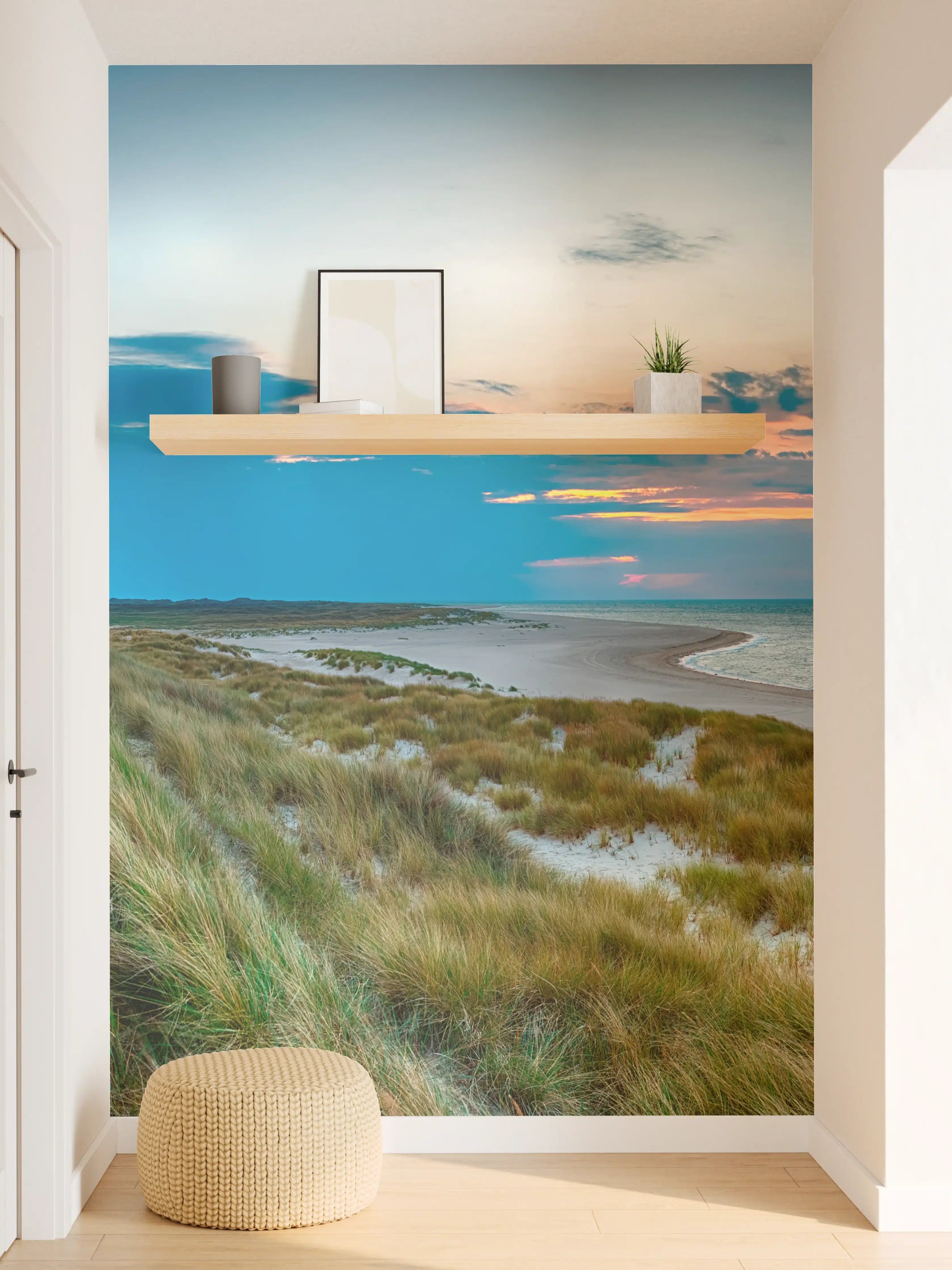 Wandverkleidung Flur - Leuchtturm am Strand bei Sonnenuntergang