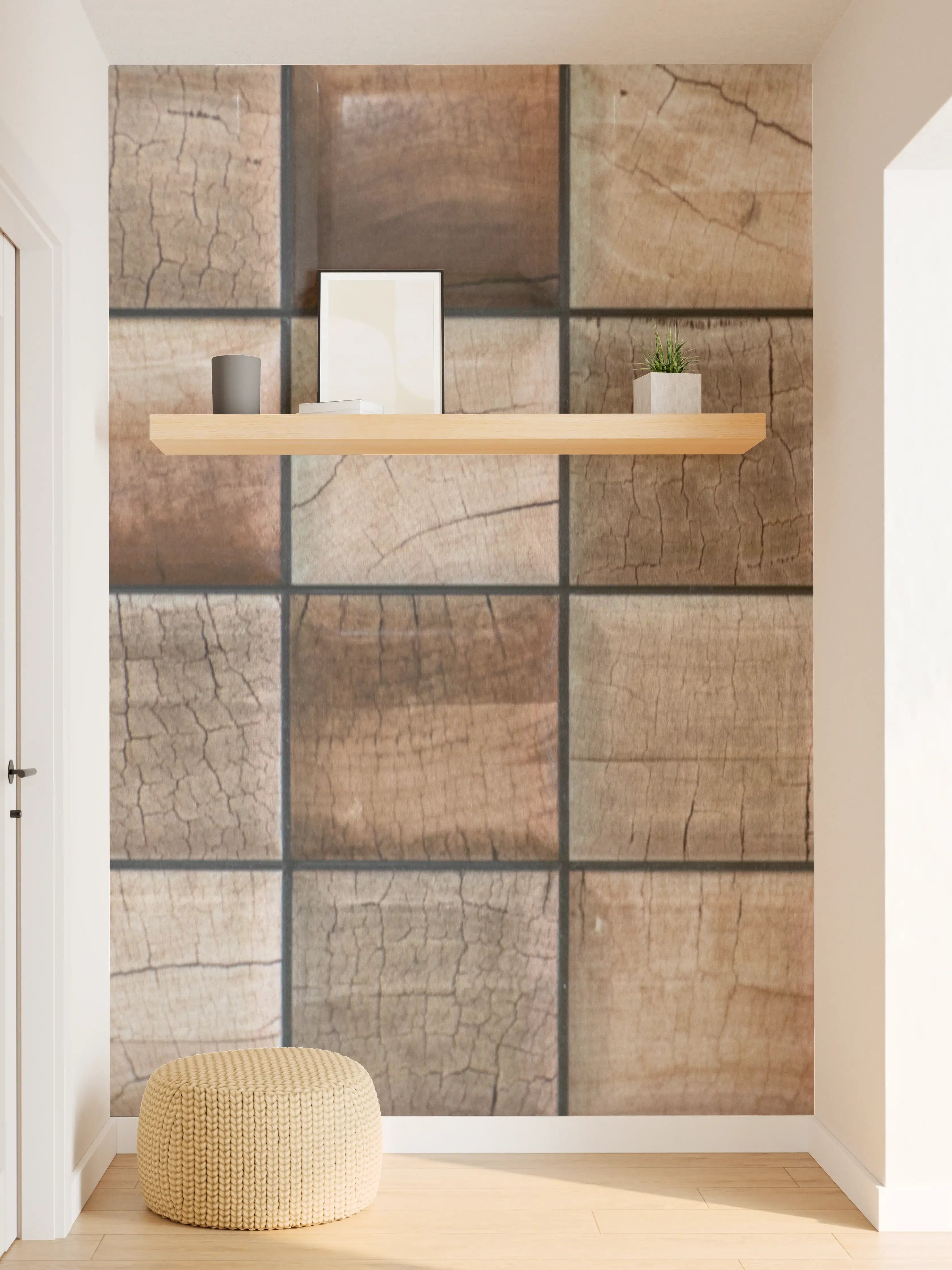 Wandverkleidung Flur - Natürliche Holzmaserung in Quadratformat
