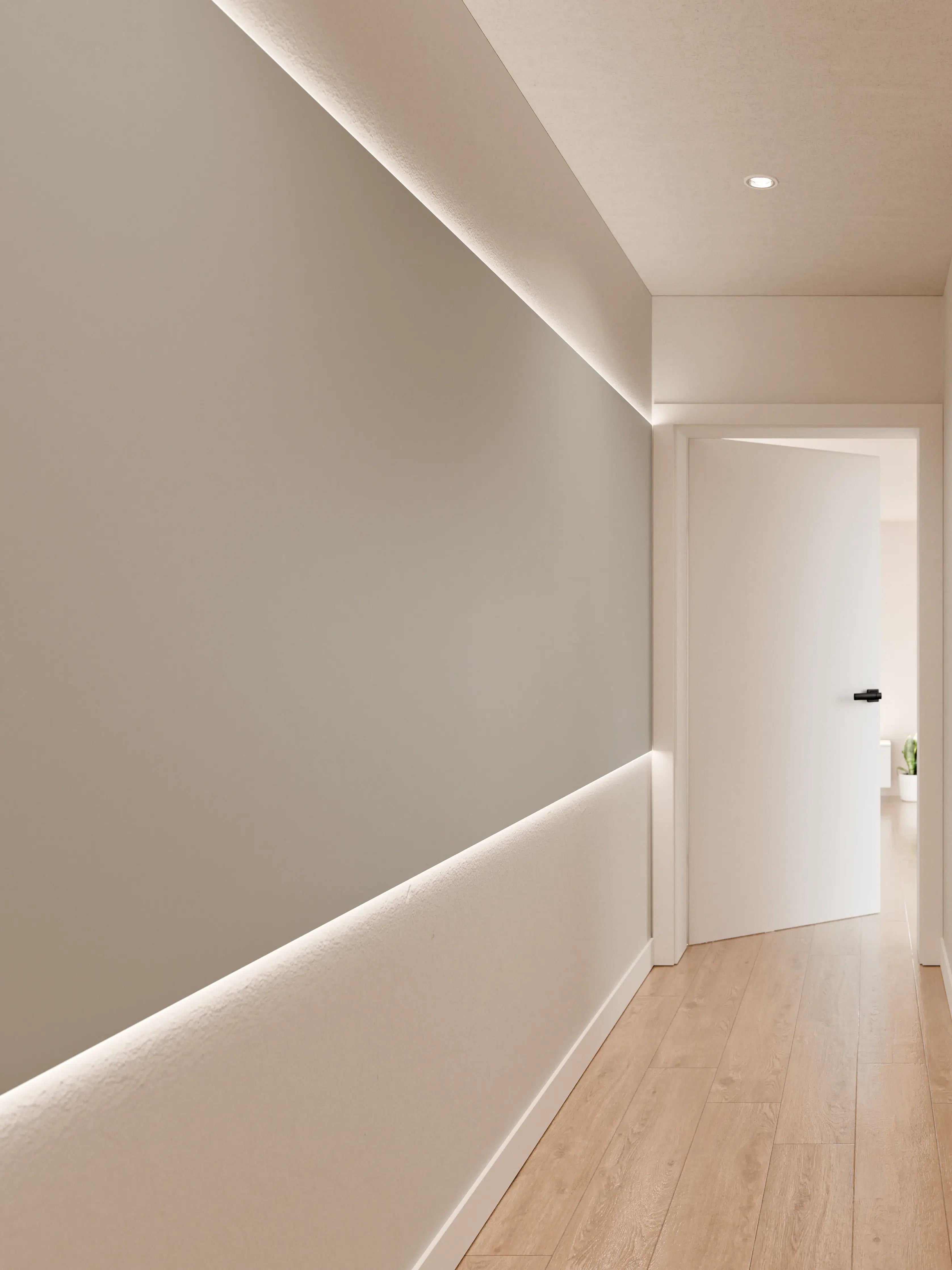 Wandverkleidung Flur - RAL 9006 (Weißaluminium)