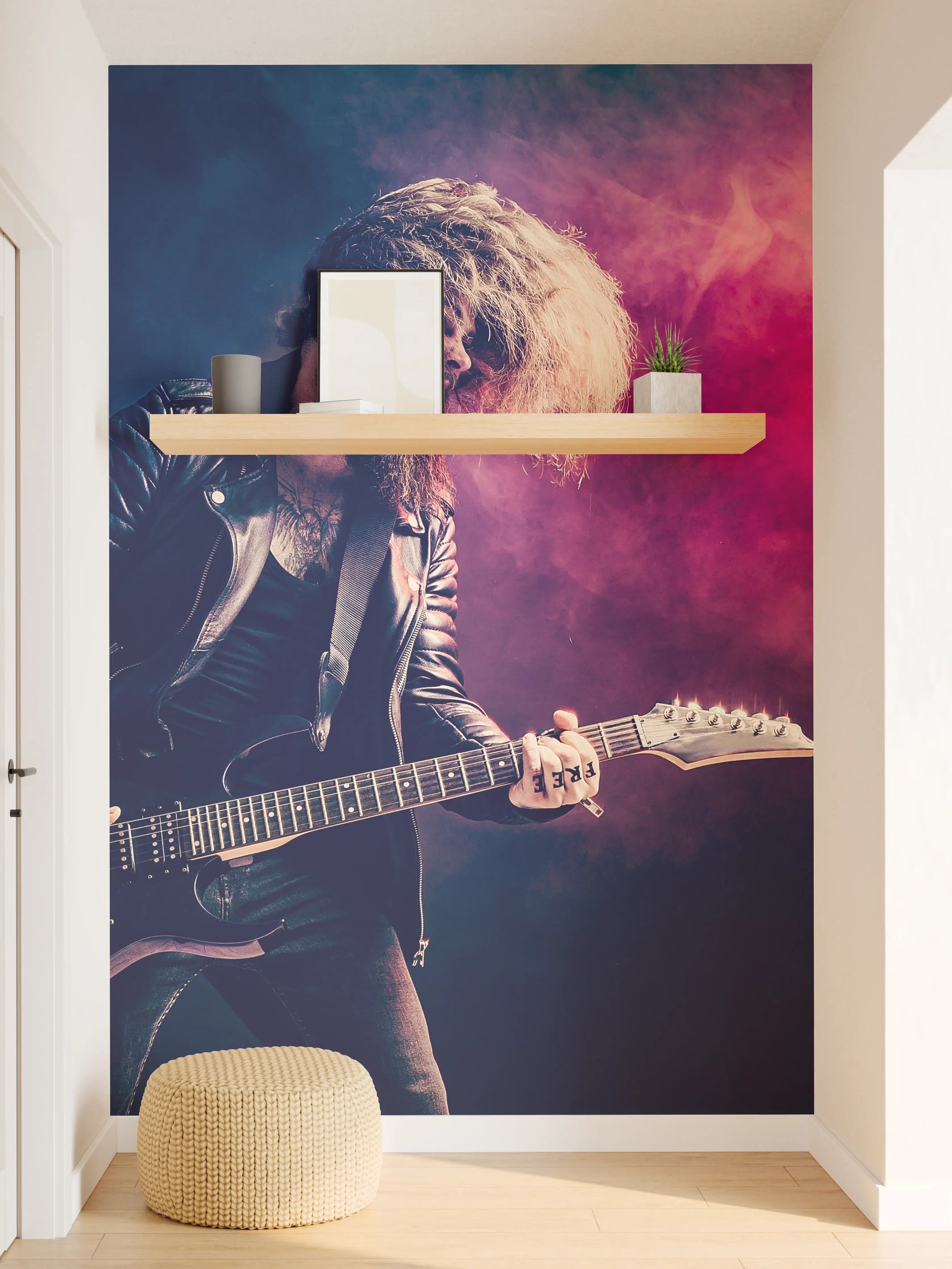 Wandverkleidung Flur - Rock Musiker mit E-Gitarre bei Auftritt