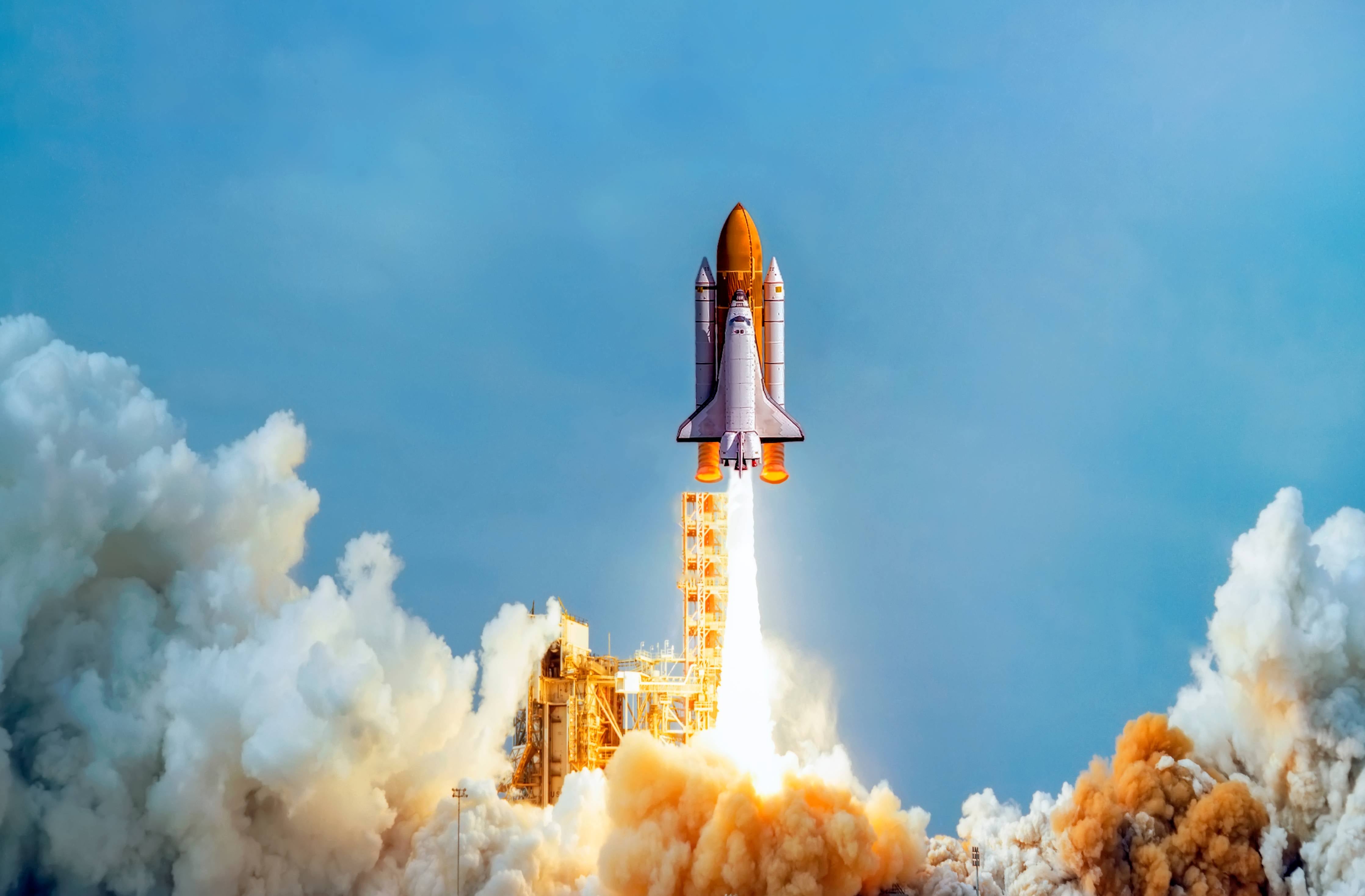 Wandverkleidung Flur-STS-135 Atlantis-Start