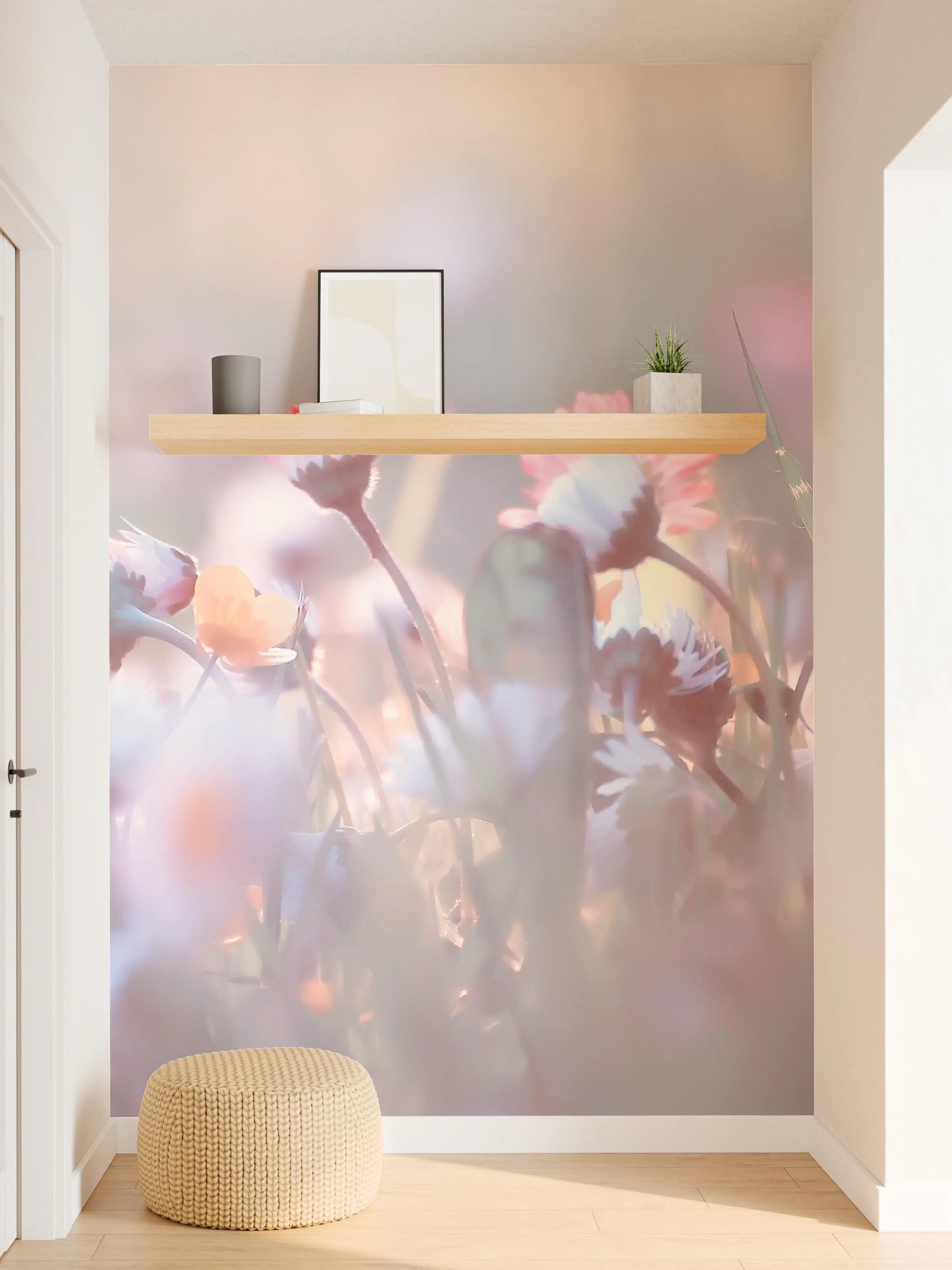 Wandverkleidung Flur - Sanfte Blumenwiese im Licht