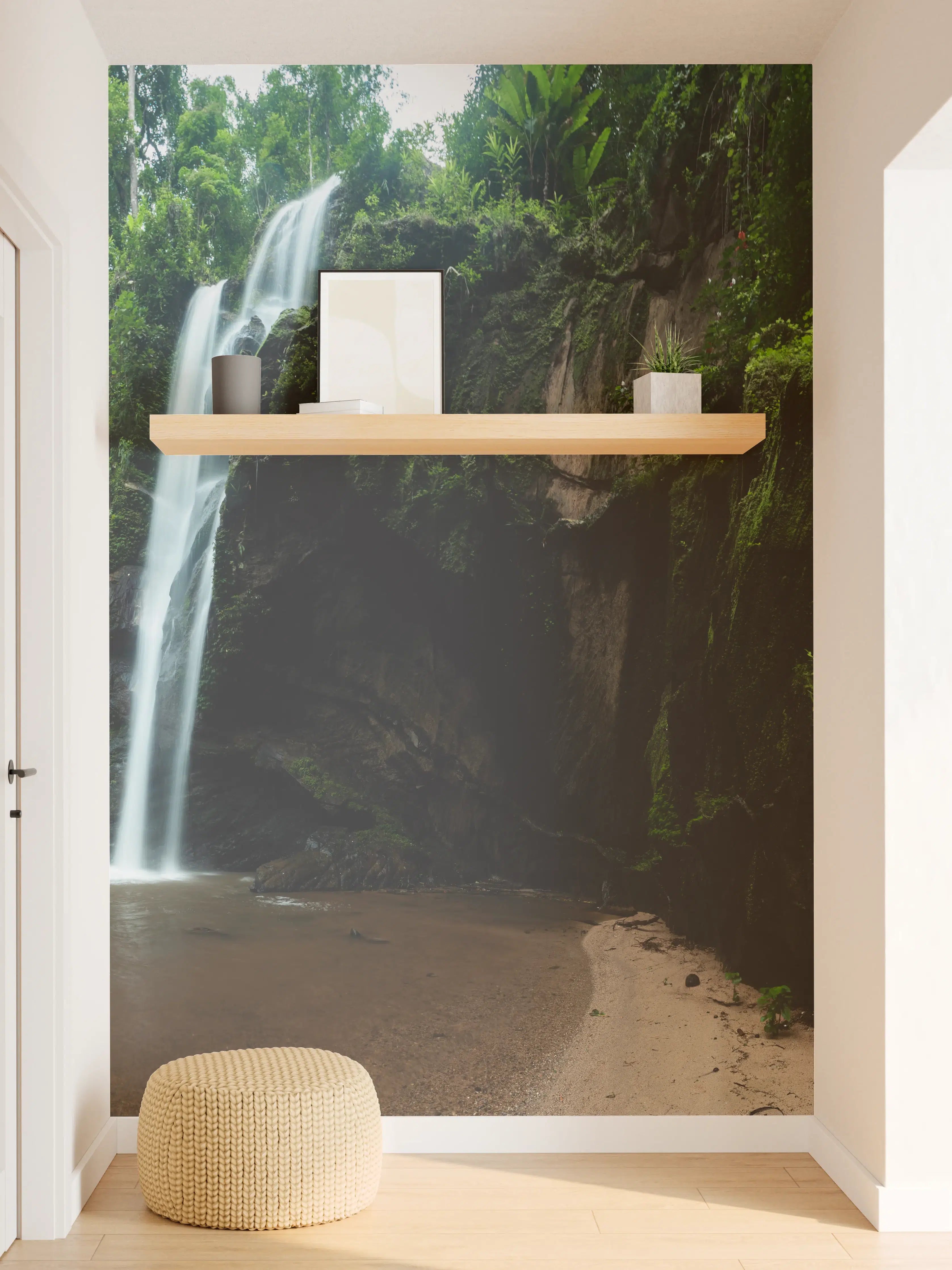 Wandverkleidung Flur - Schöner Wasserfall im Dschungel