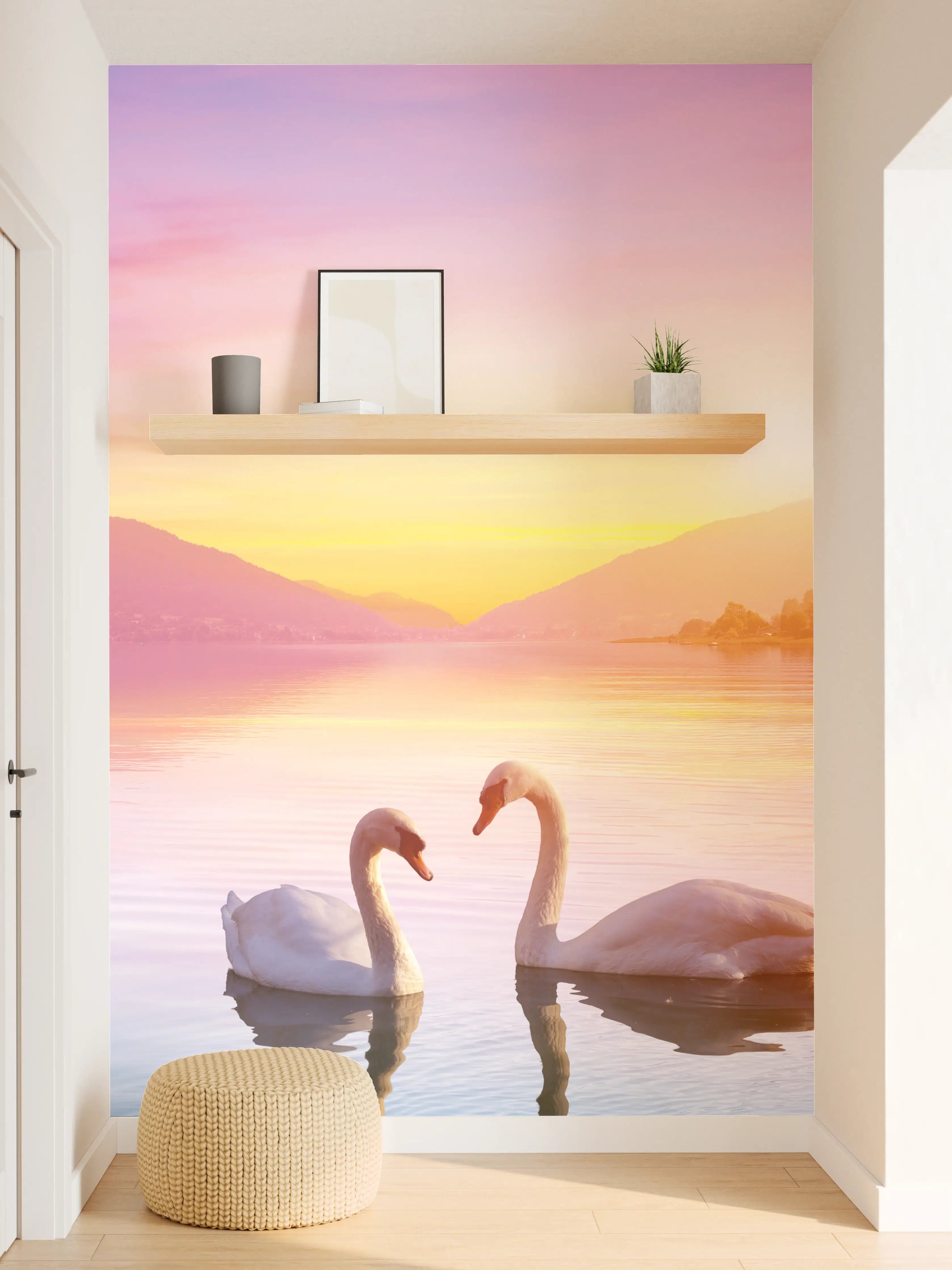 Wandverkleidung Flur - Schwäne über dem See bei Sonnenaufgang - Ruhe und Romantik