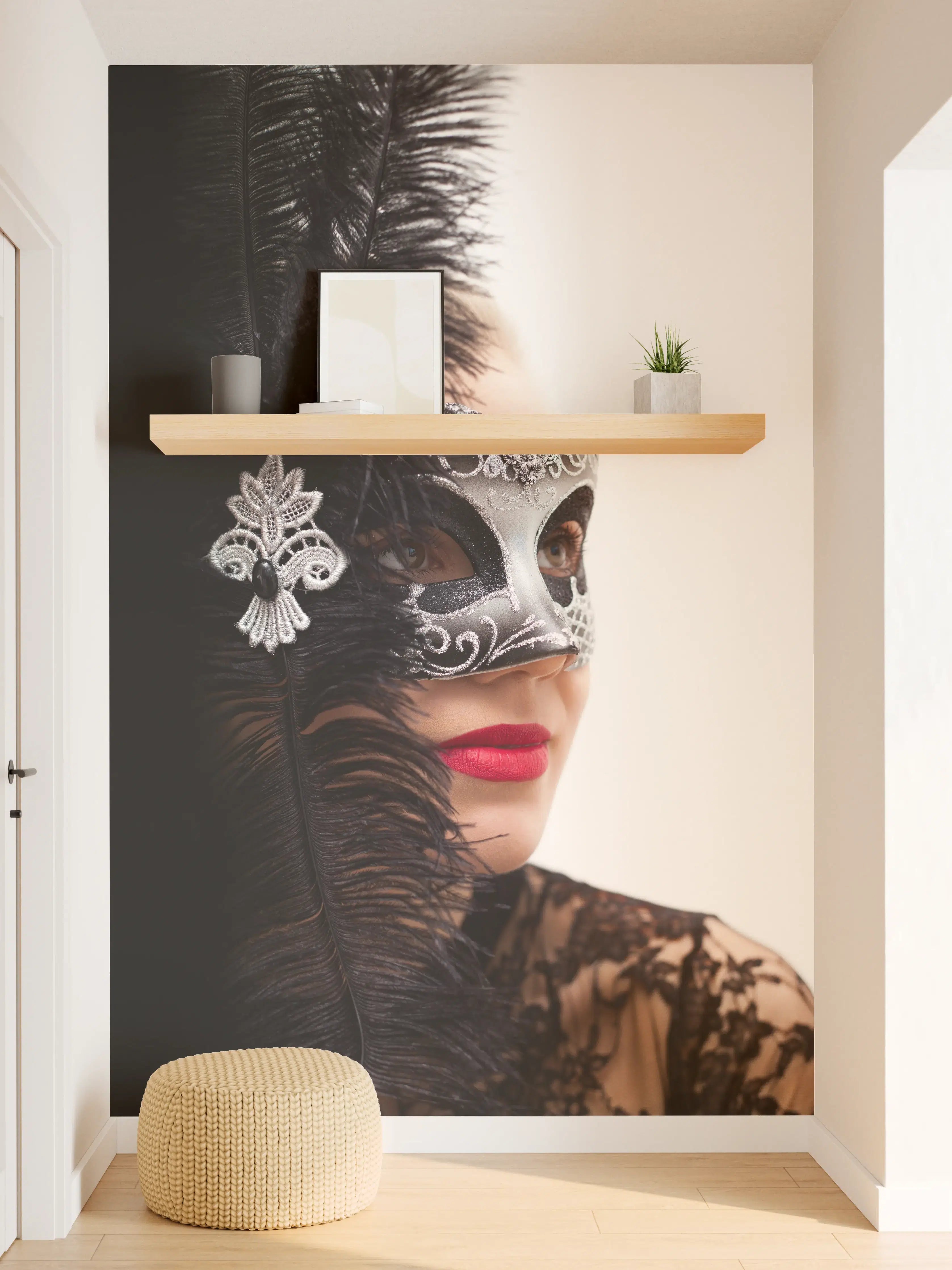 Wandverkleidung Flur - Schwarzer Schwan Frau mit Maske 