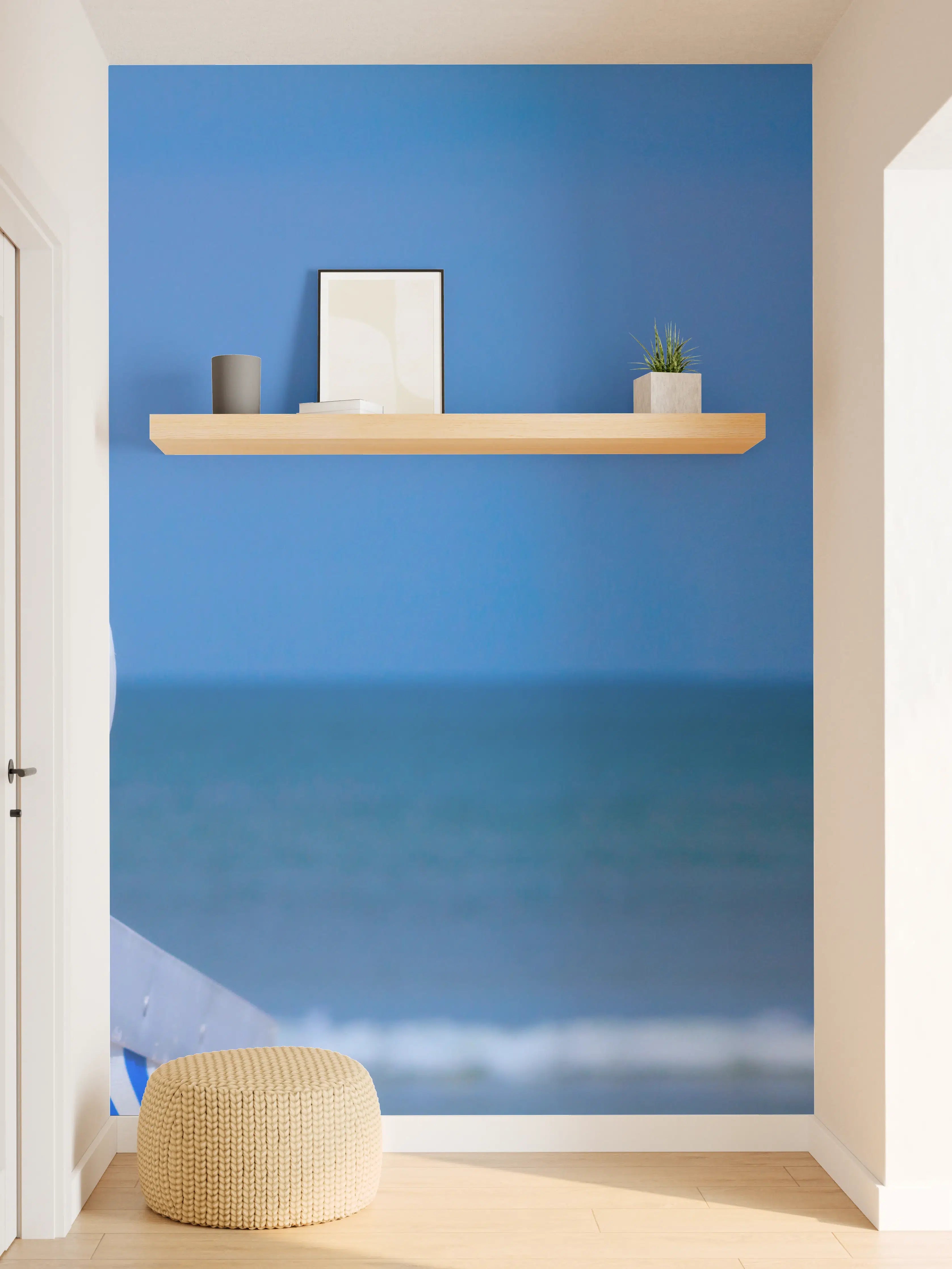 Wandverkleidung Flur - Seegull am Strand mit blauem Hintergrund