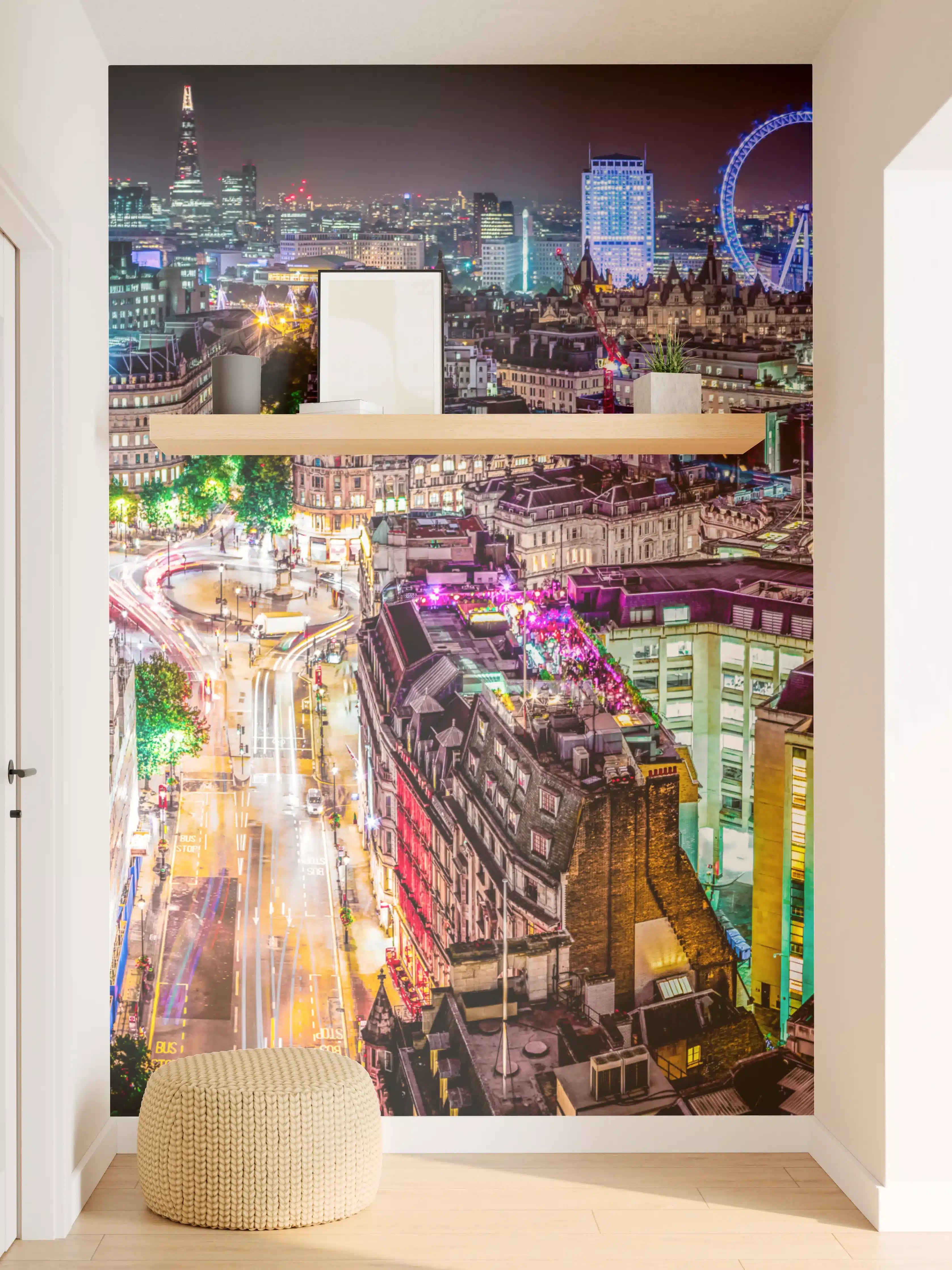 Wandverkleidung Flur - Stimmungsvolle nächtliche Stadtansicht mit Lichtern