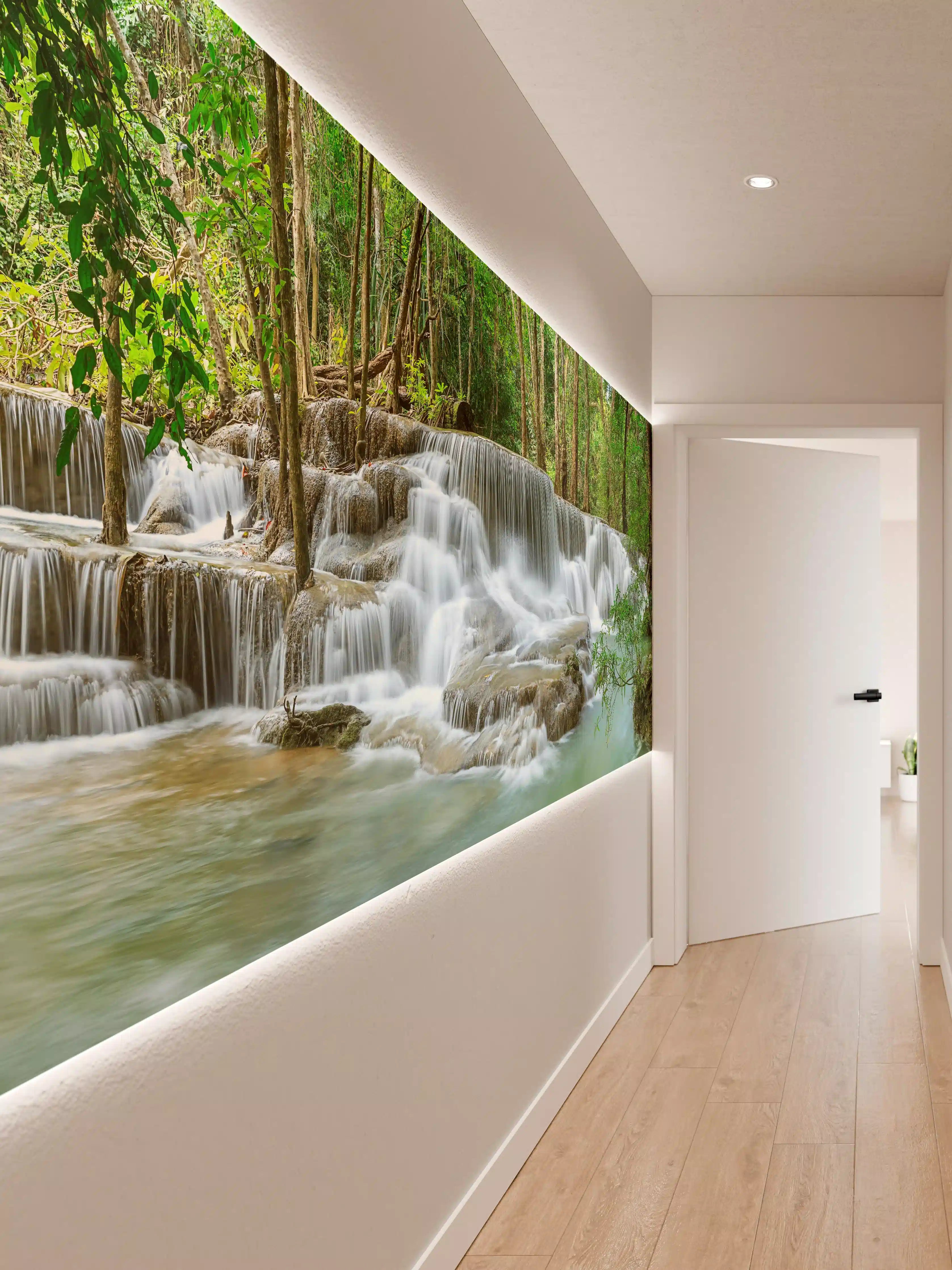 Wandverkleidung Flur - Türkisgrüner Wasserfall im Wald
