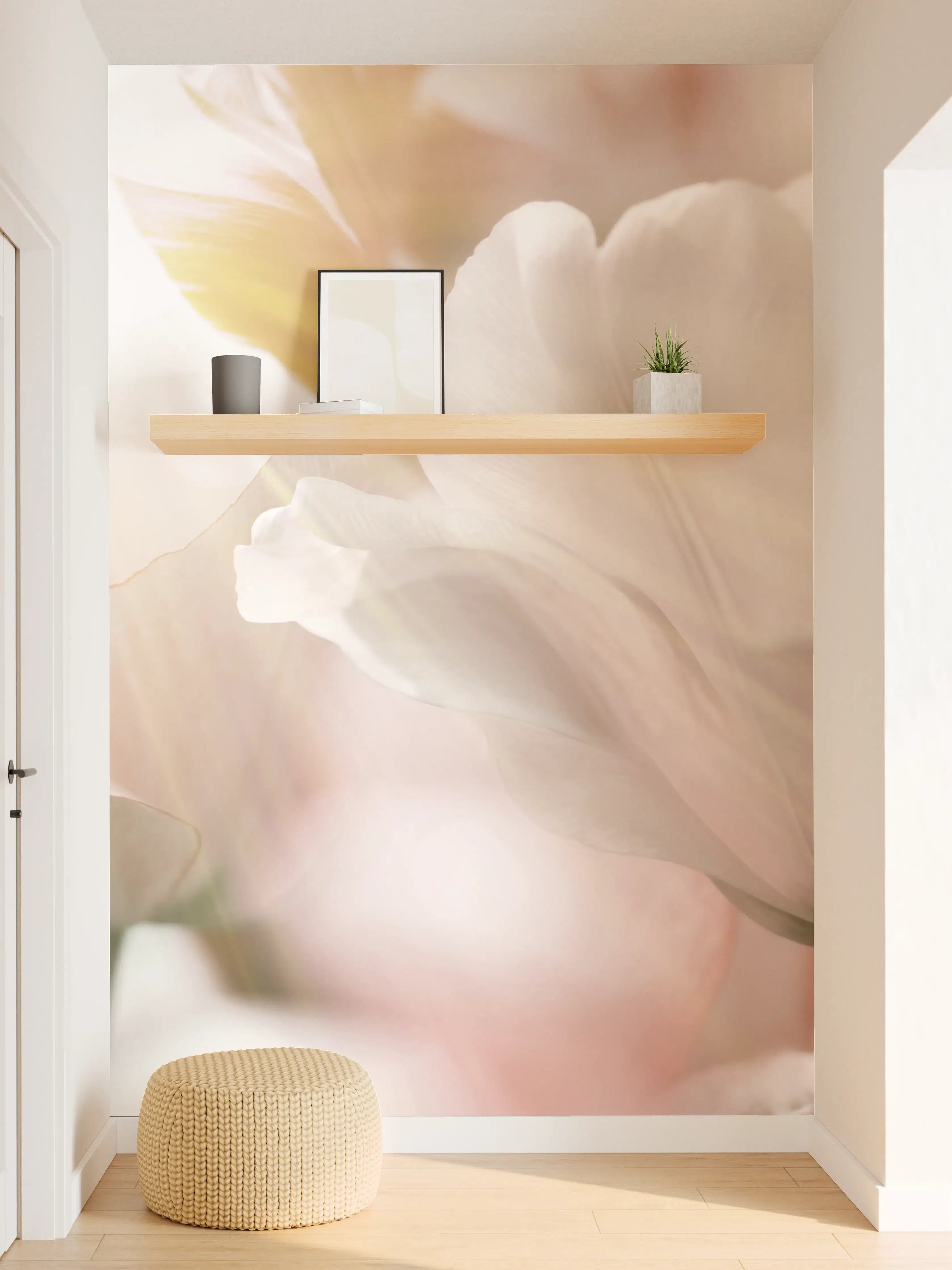 Wandverkleidung Flur - Tulpen in Sonnenstrahlen