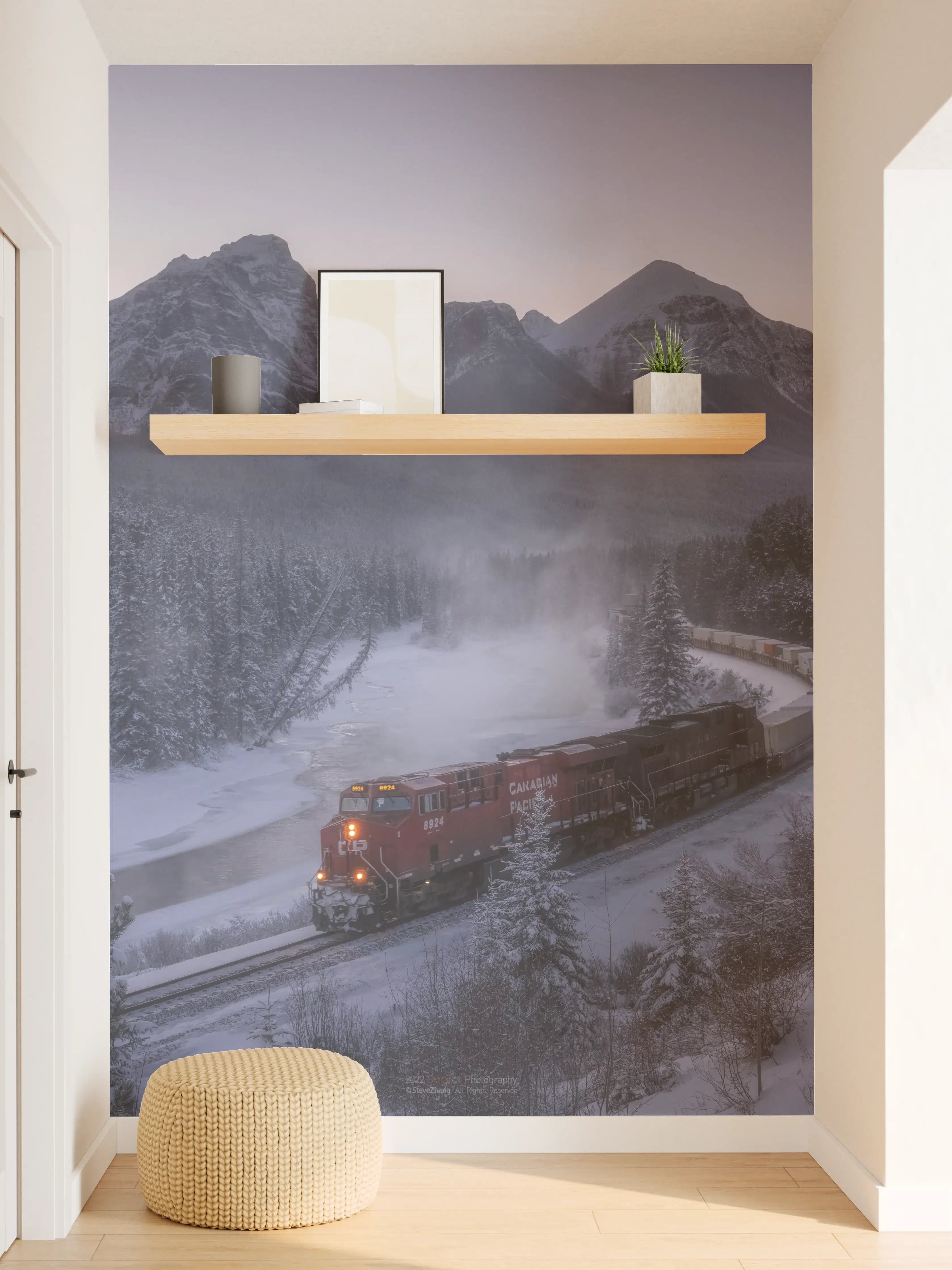 Wandverkleidung Flur - Winterzug in Bergkulisse